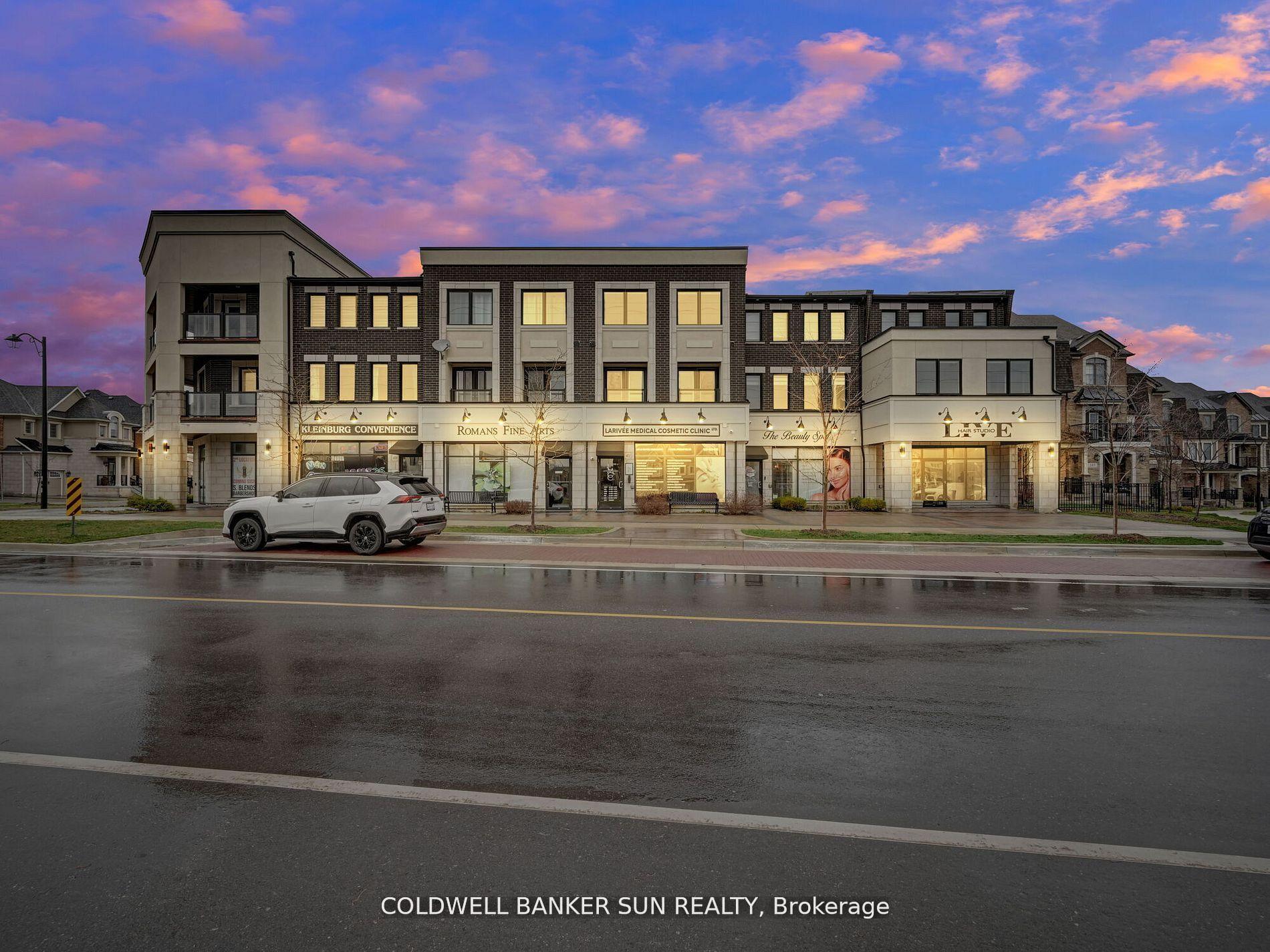 Photo 2 of 401 Kleinburg Summit Way, Vaughan, Kleinburg — HOMEH