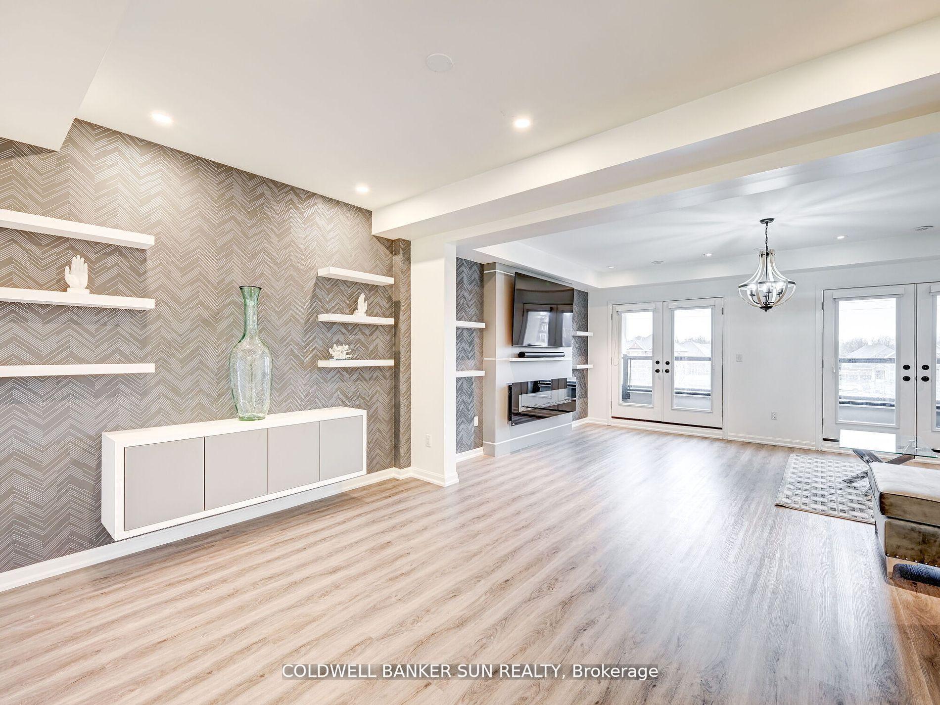 Photo 15 of 401 Kleinburg Summit Way, Vaughan, Kleinburg — HOMEH