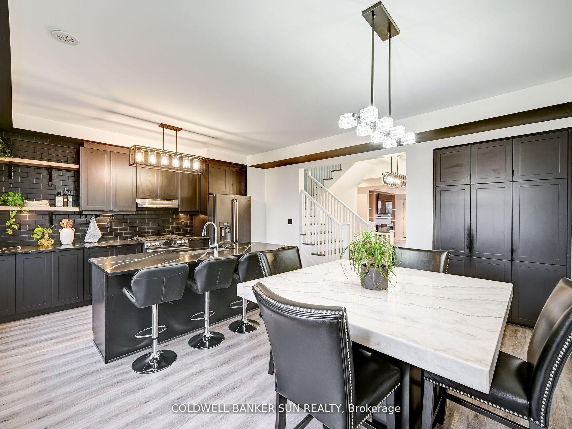 Photo 19 of 401 Kleinburg Summit Way, Vaughan, Kleinburg — HOMEH