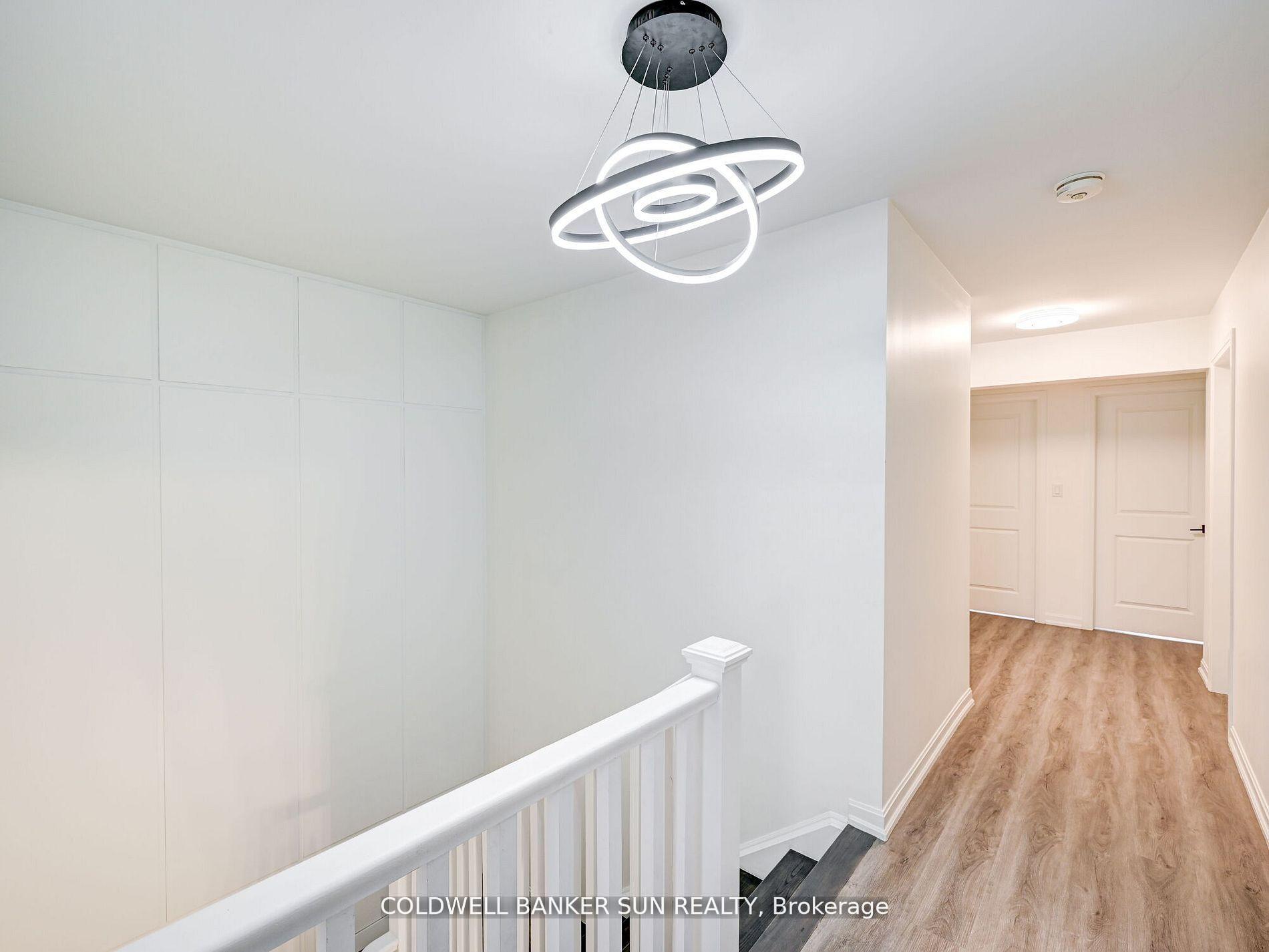 Photo 29 of 401 Kleinburg Summit Way, Vaughan, Kleinburg — HOMEH