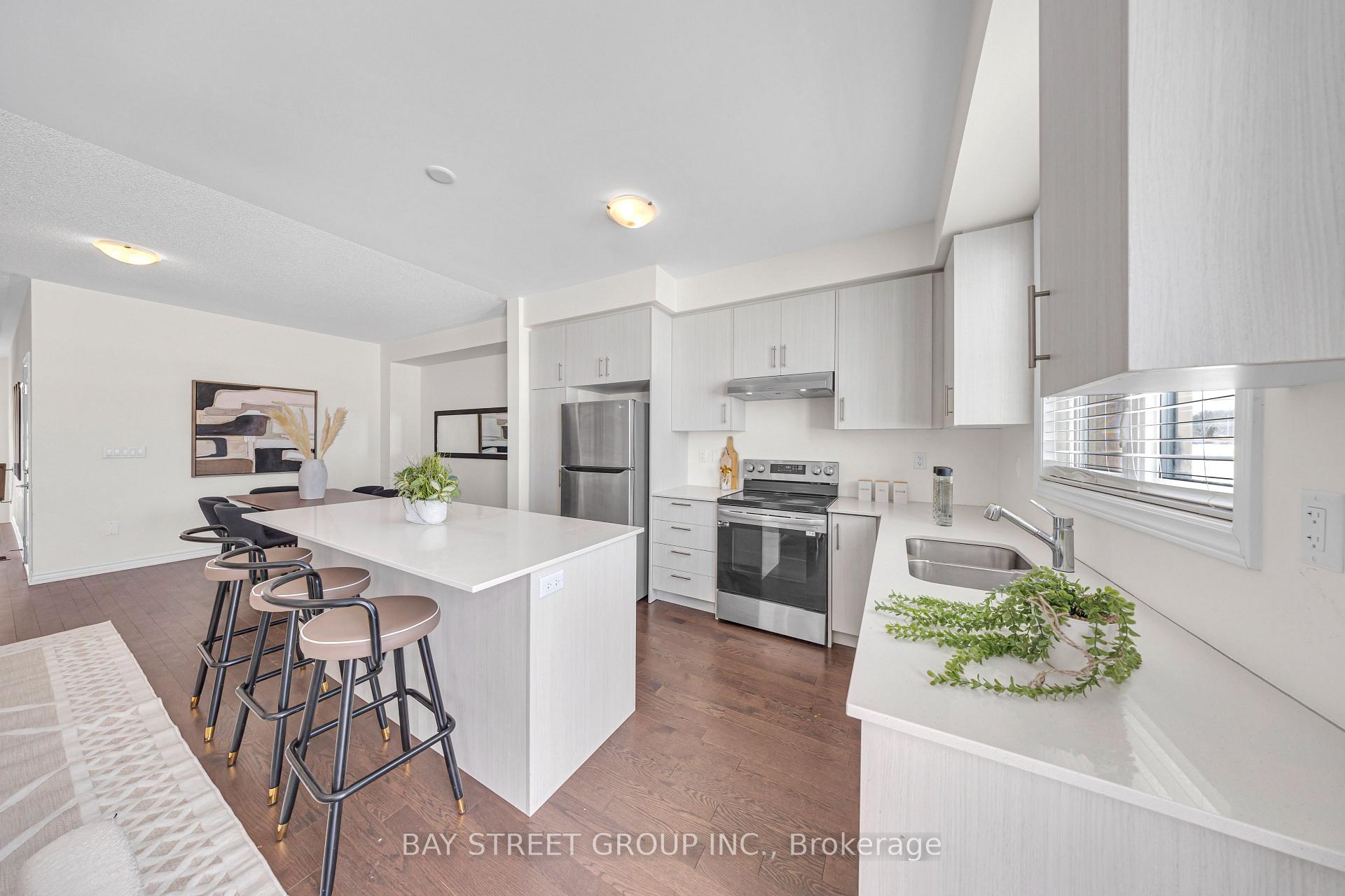 Photo 12 of 77 Greer Street, Barrie, Rural Barrie Southeast — HOMEH