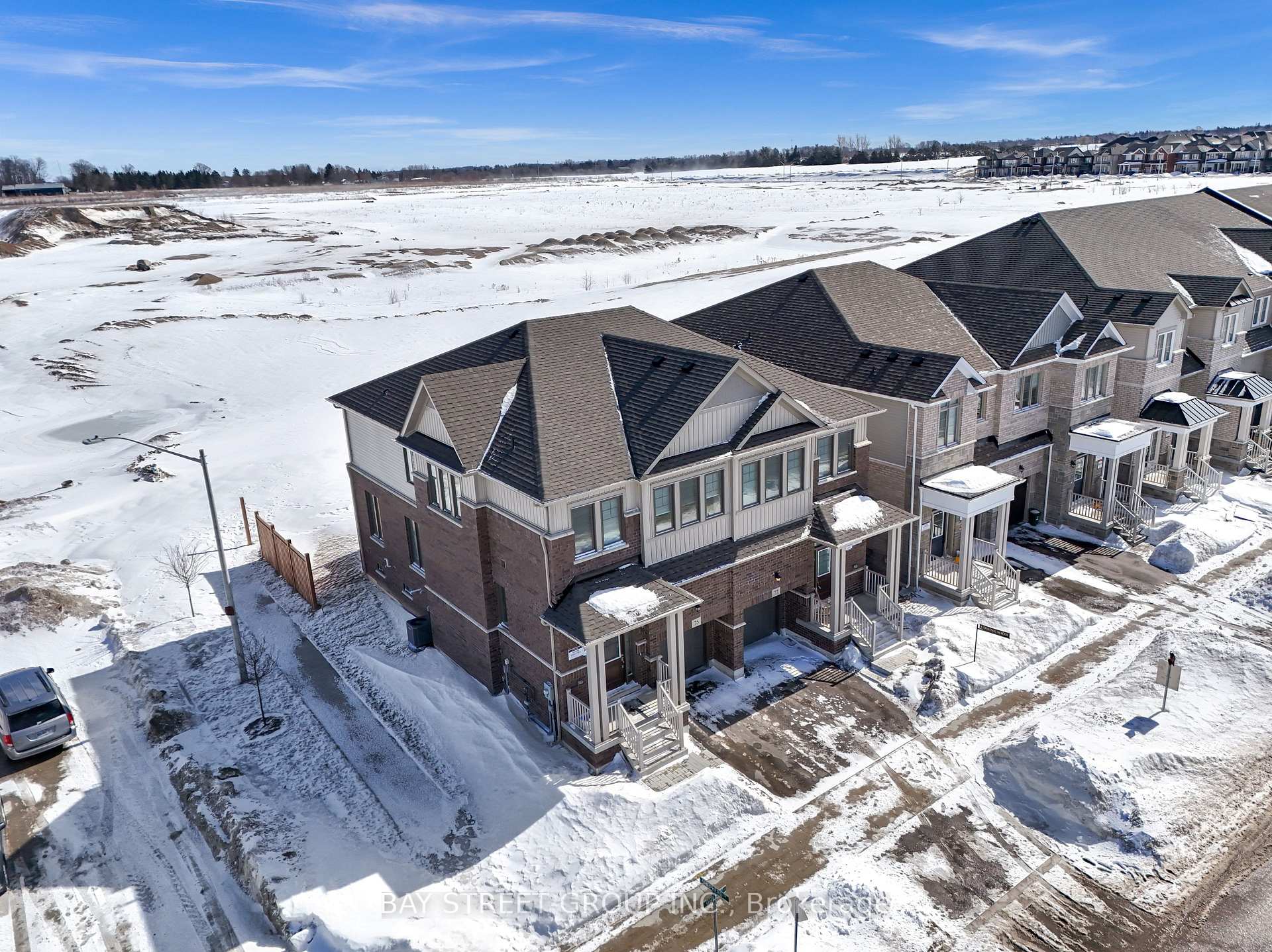 Photo 34 of 77 Greer Street, Barrie, Rural Barrie Southeast — HOMEH