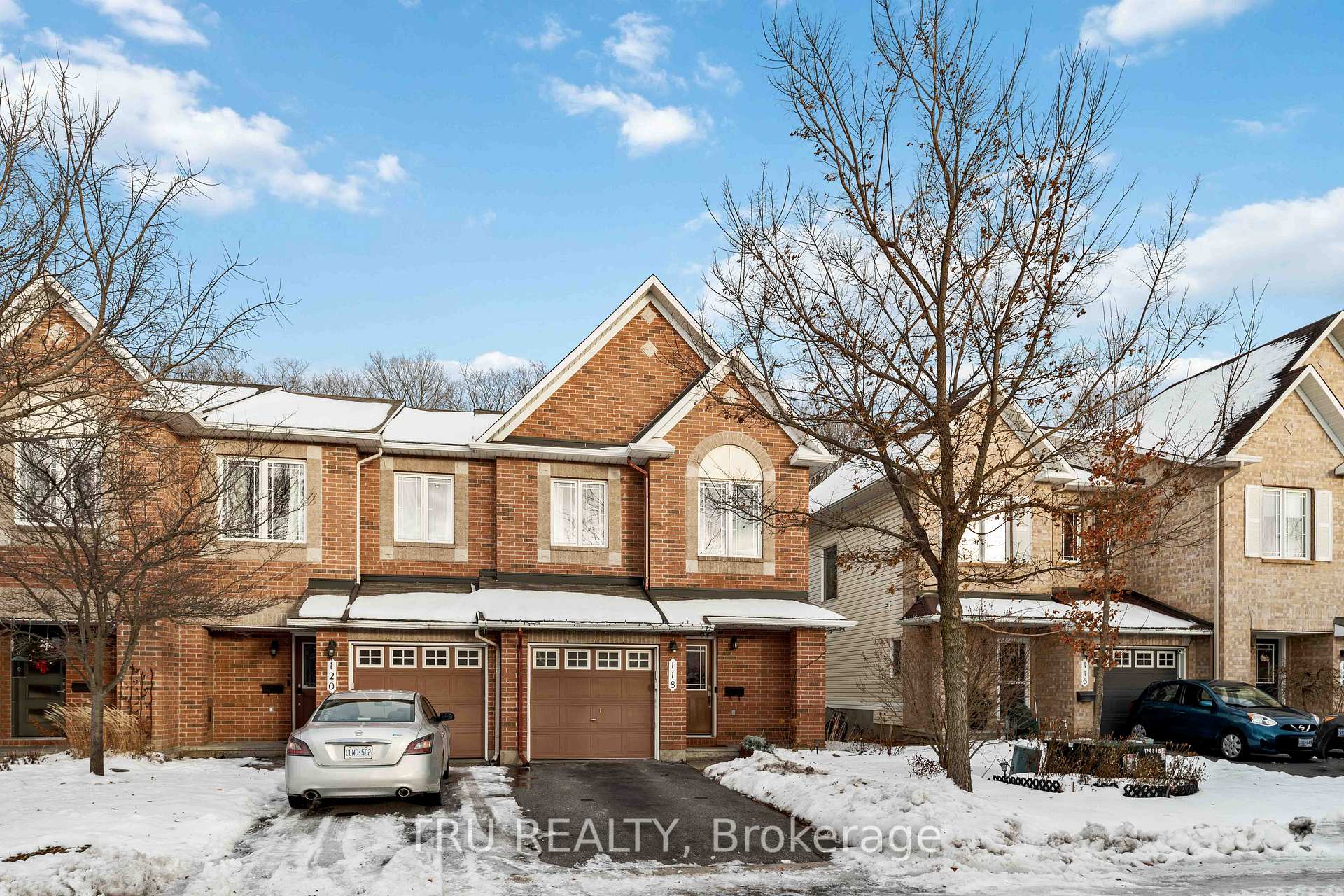 Photo 2 of 118 Tacom Circle, Ottawa, Barrhaven - Strandherd — HOMEH