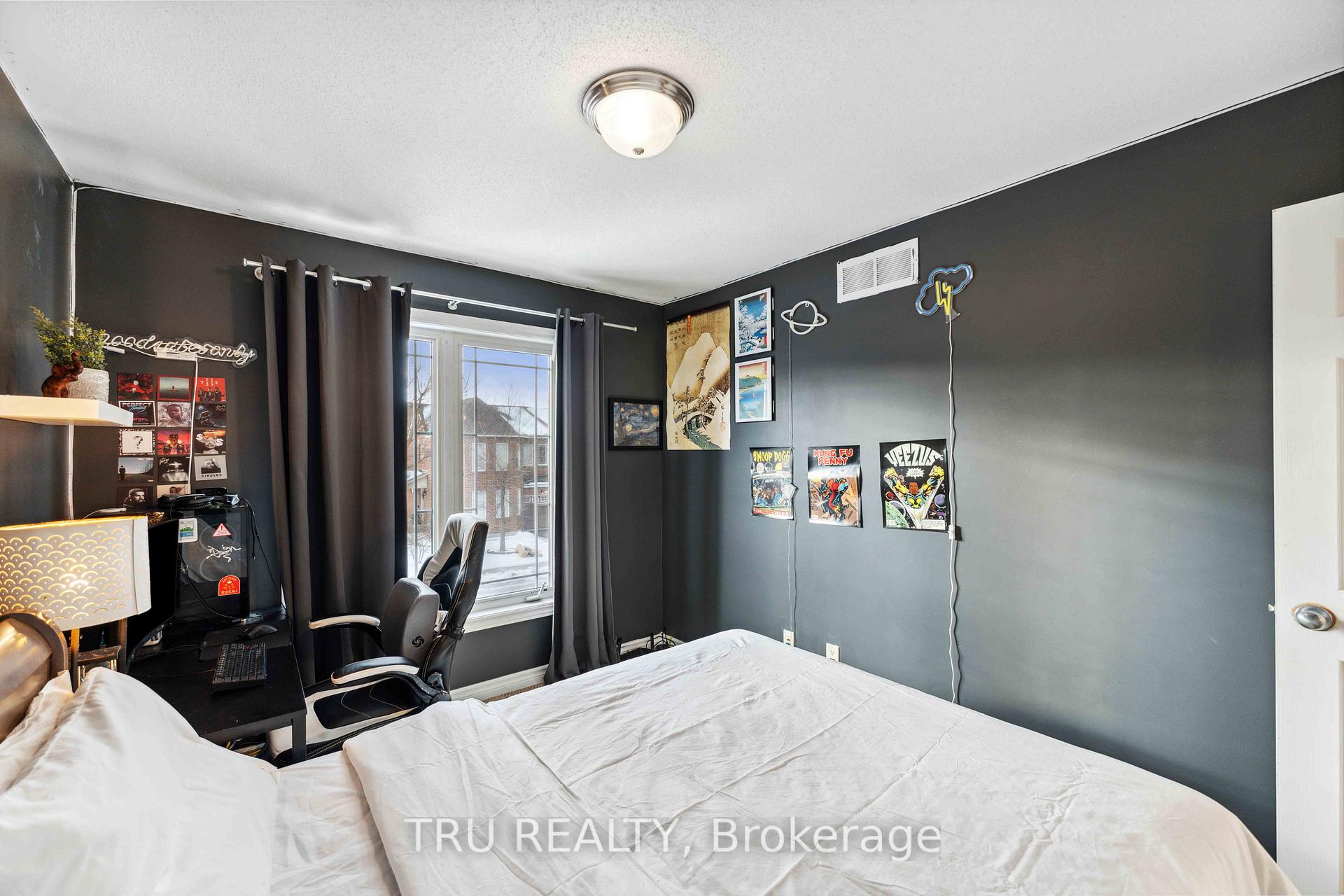 Photo 18 of 118 Tacom Circle, Ottawa, Barrhaven - Strandherd — HOMEH
