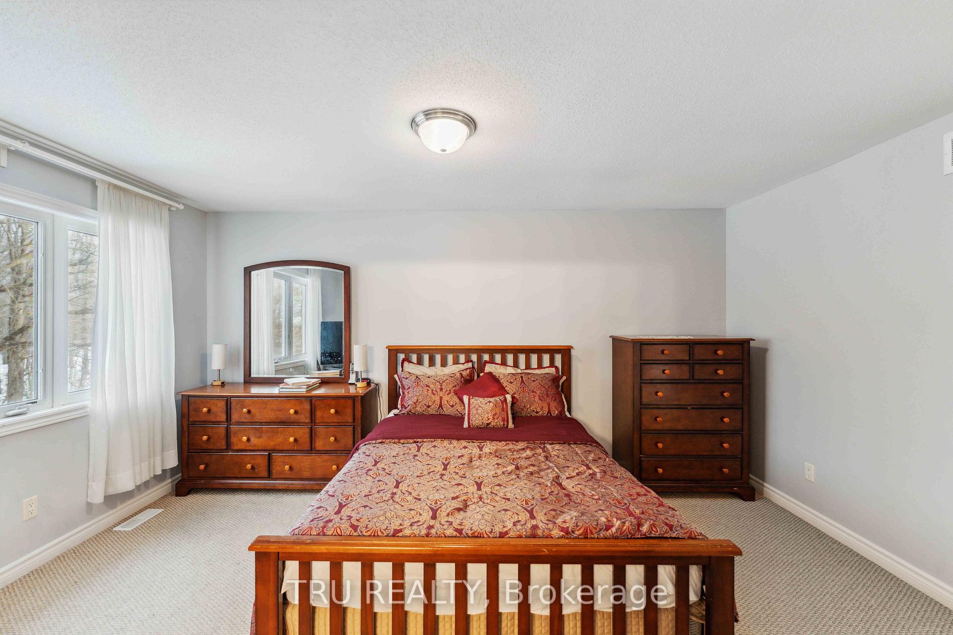 Photo 24 of 118 Tacom Circle, Ottawa, Barrhaven - Strandherd — HOMEH