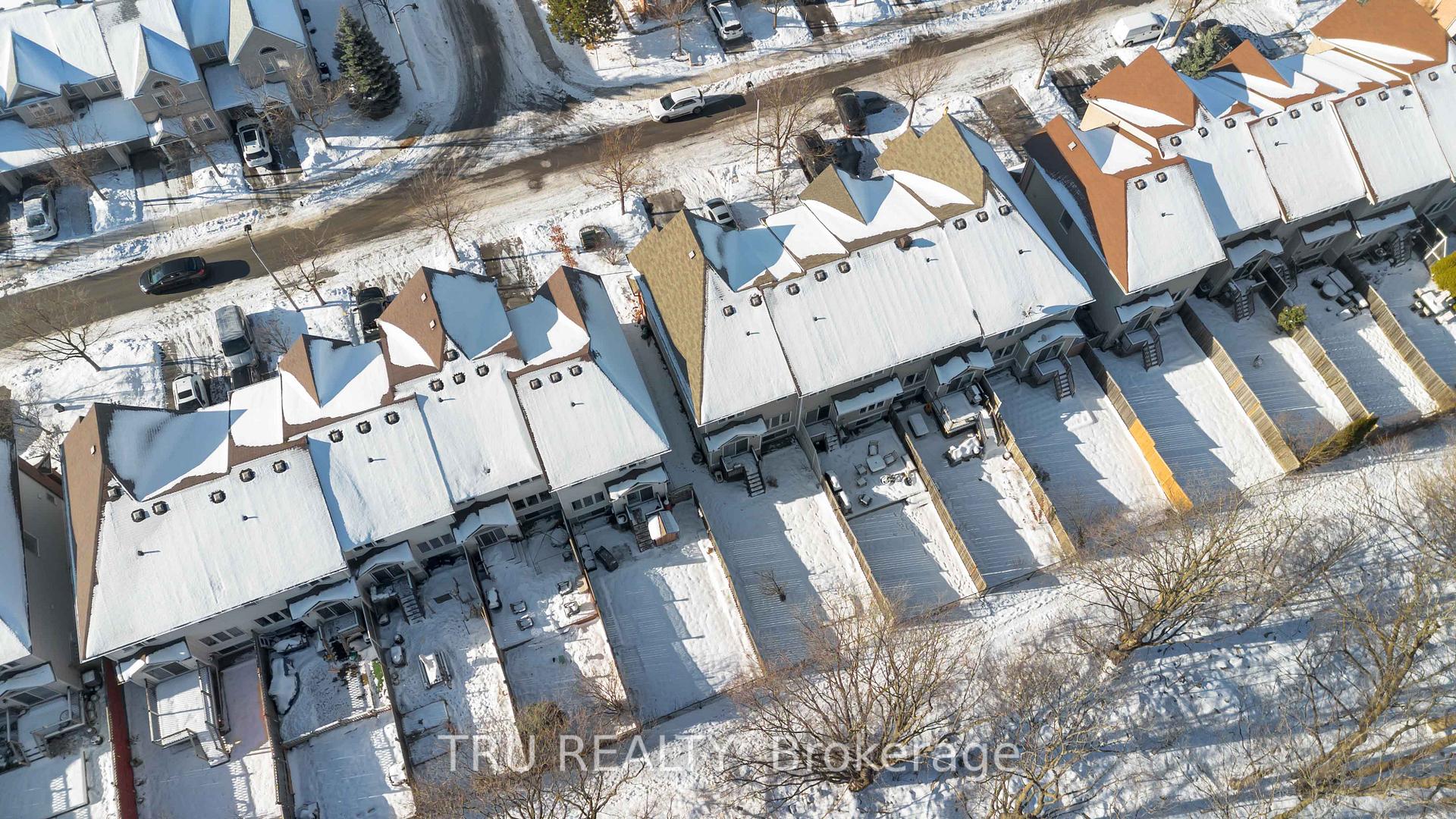 Photo 40 of 118 Tacom Circle, Ottawa, Barrhaven - Strandherd — HOMEH