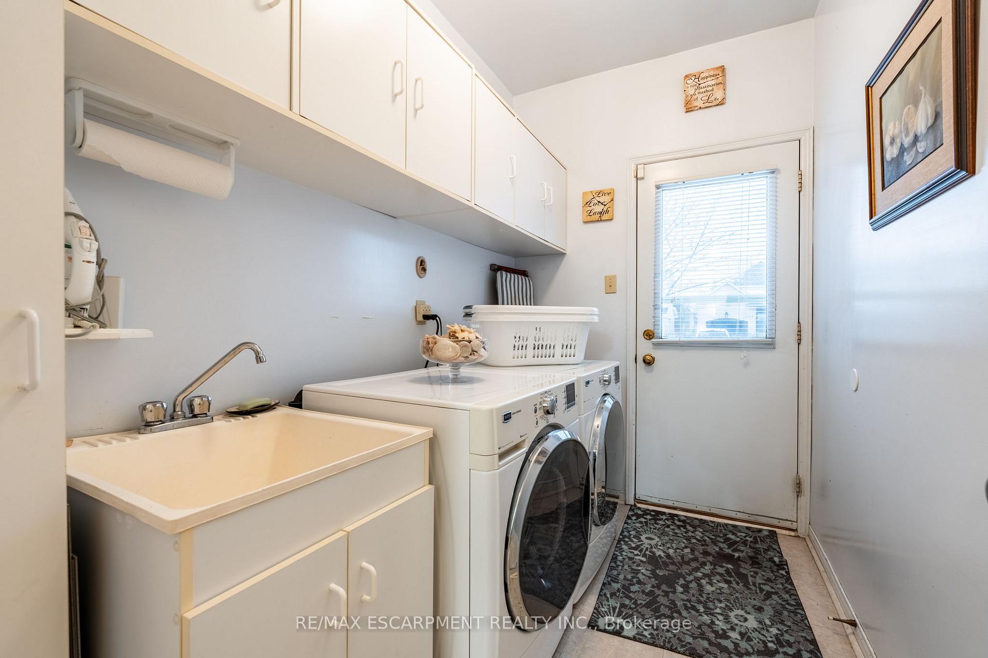 Photo 10 of 2154 Clipper Crescent, Burlington, Headon — HOMEH