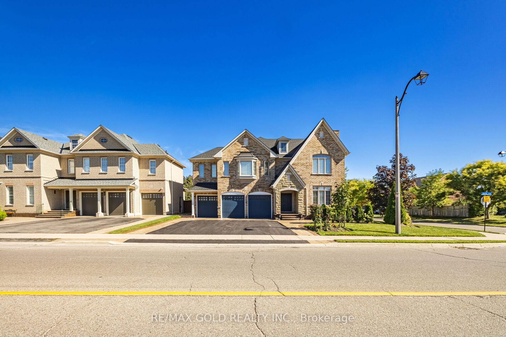 Photo 2 of 19 Eiffel Boulevard N, Brampton, Vales of Castlemore North — HOMEH