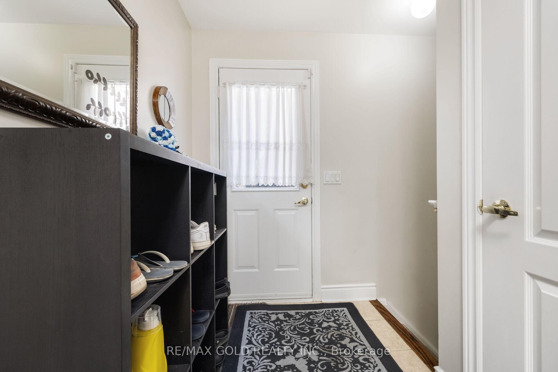 Photo 38 of 19 Eiffel Boulevard N, Brampton, Vales of Castlemore North — HOMEH
