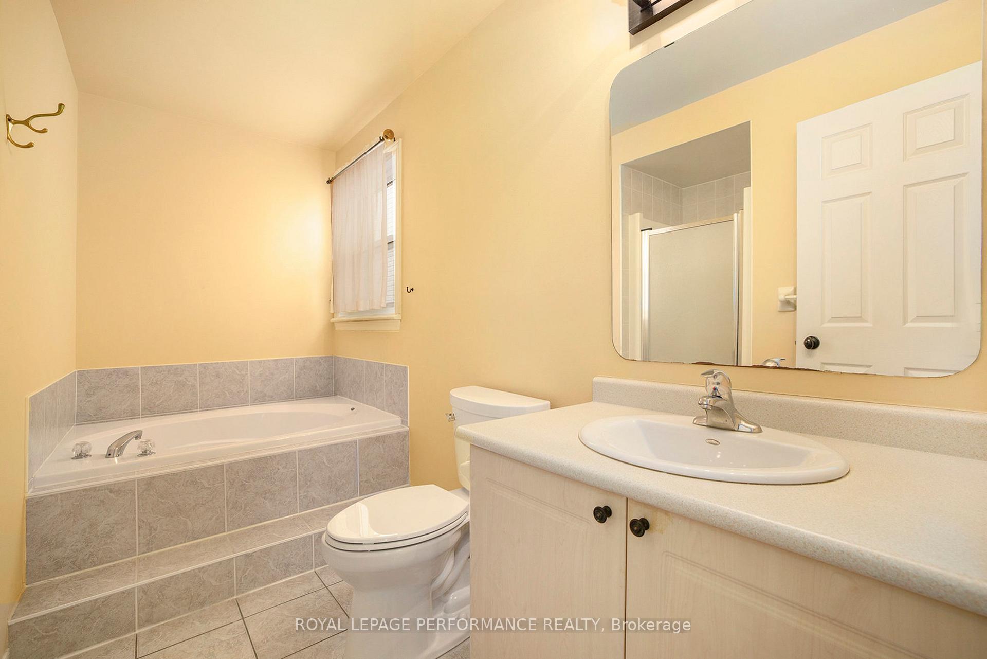 Photo 16 of 70 Forest Gate Way, Ottawa, Barrhaven East — HOMEH