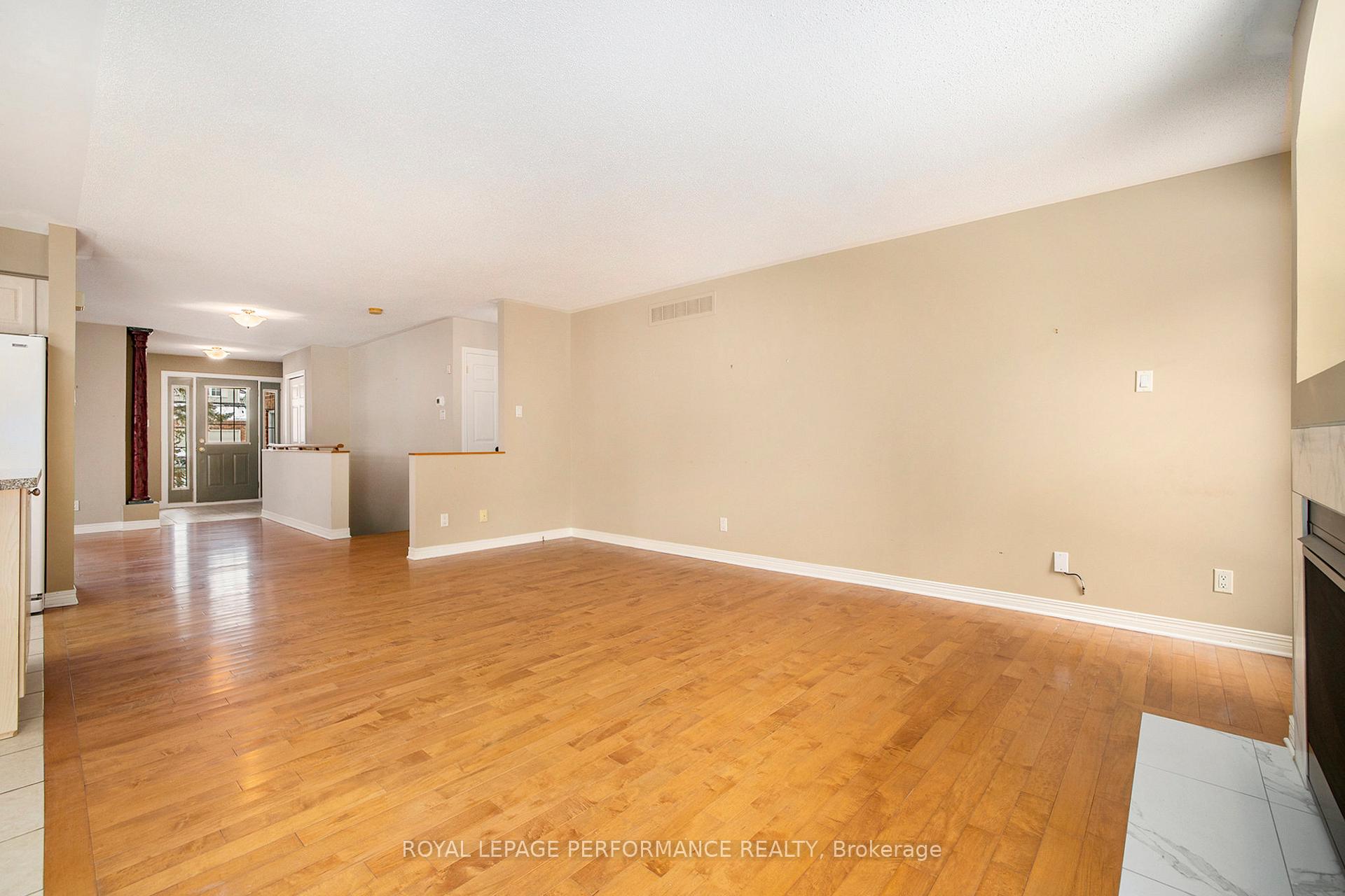 Photo 23 of 70 Forest Gate Way, Ottawa, Barrhaven East — HOMEH