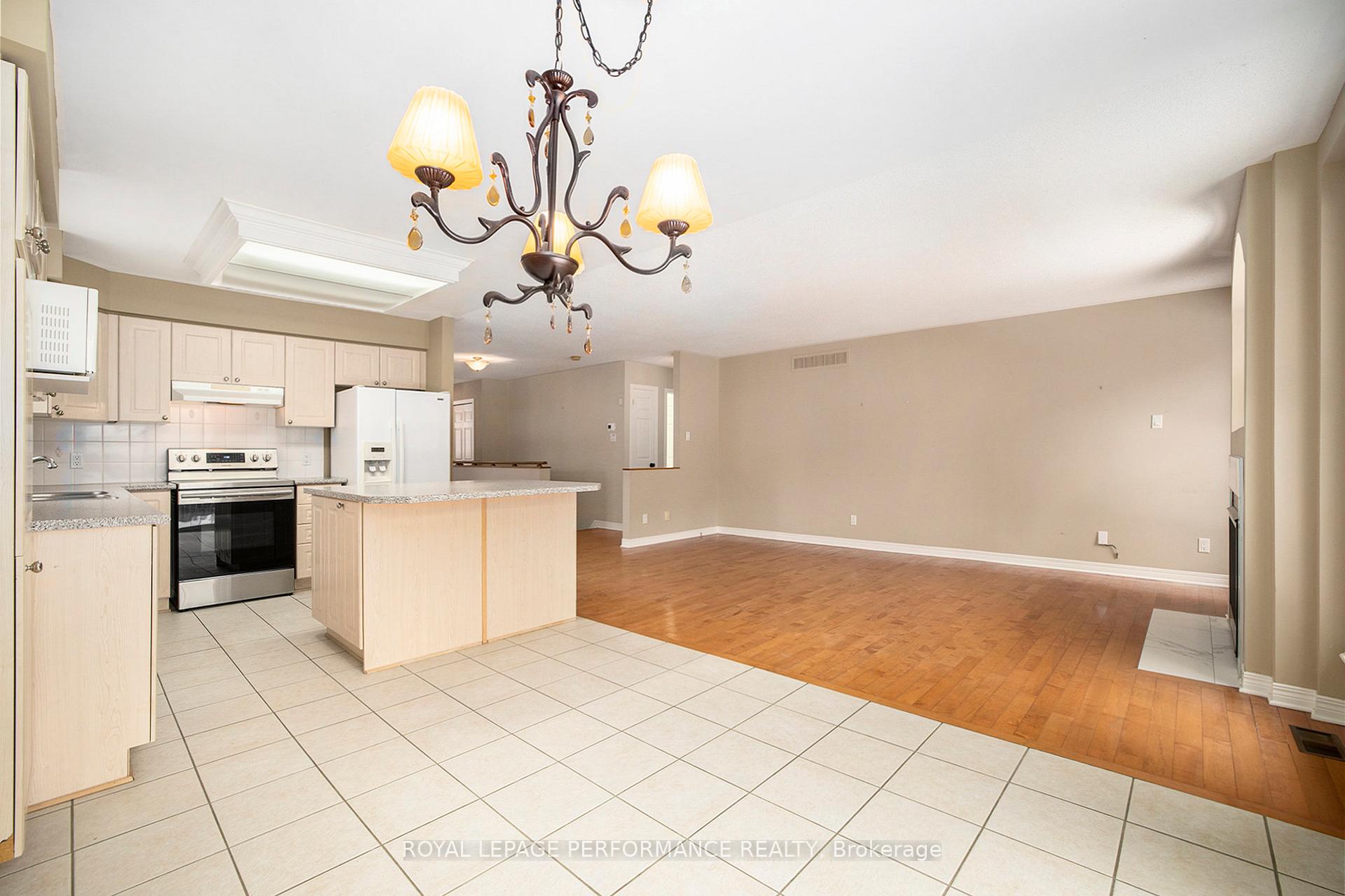 Photo 26 of 70 Forest Gate Way, Ottawa, Barrhaven East — HOMEH
