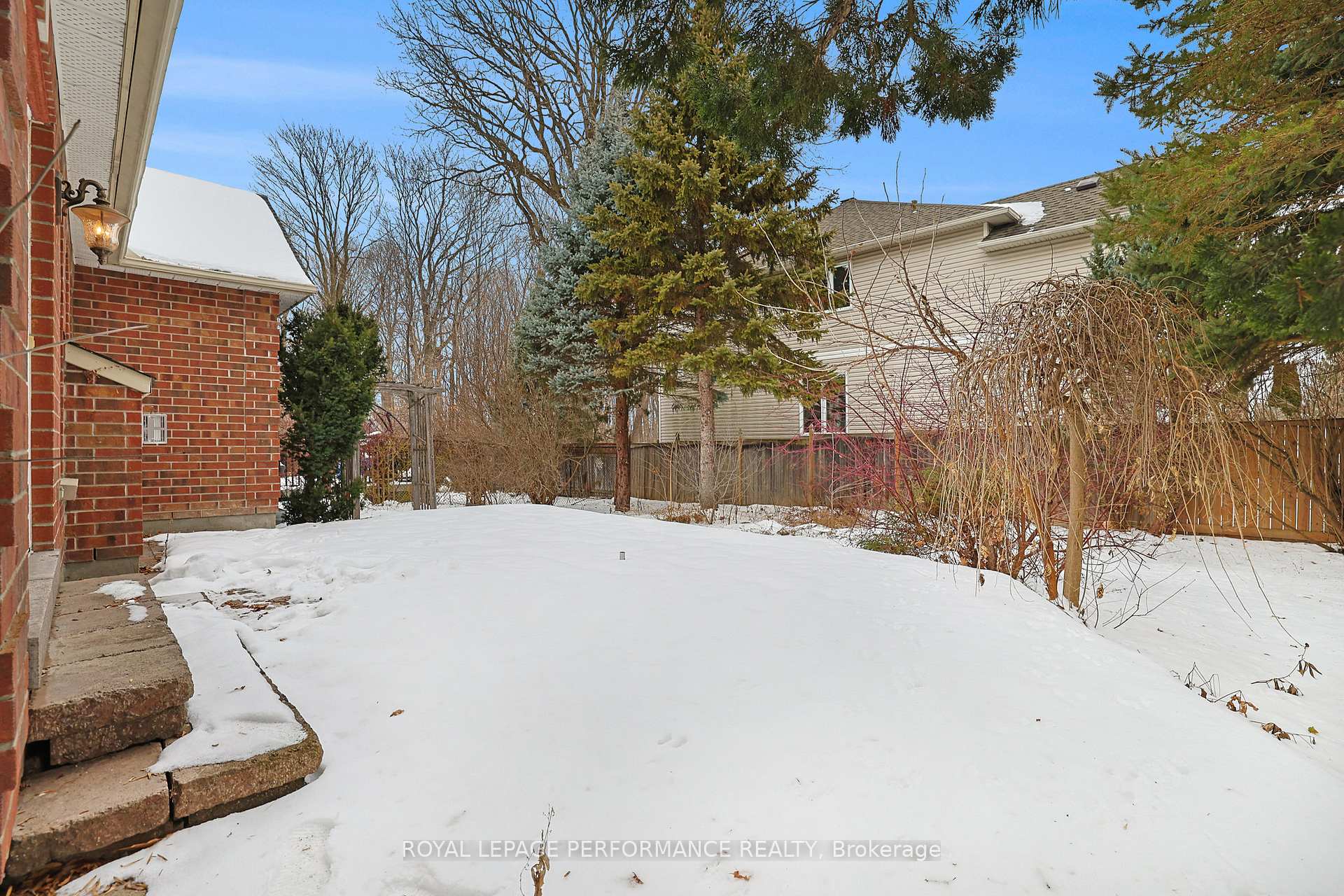 Photo 32 of 70 Forest Gate Way, Ottawa, Barrhaven East — HOMEH