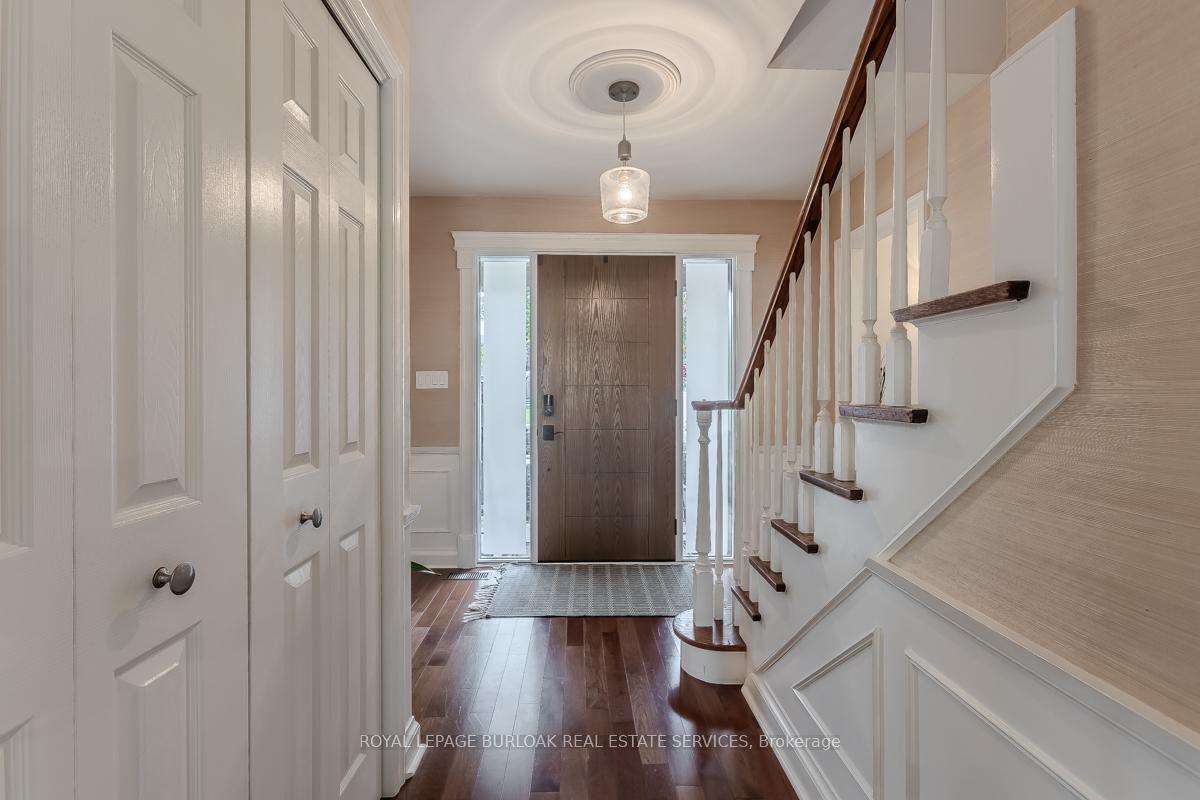 Photo 14 of 2091 Canterbury Drive, Burlington, Tyandaga — HOMEH