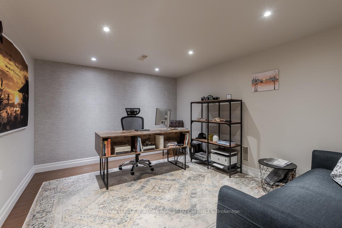 Photo 35 of 2091 Canterbury Drive, Burlington, Tyandaga — HOMEH