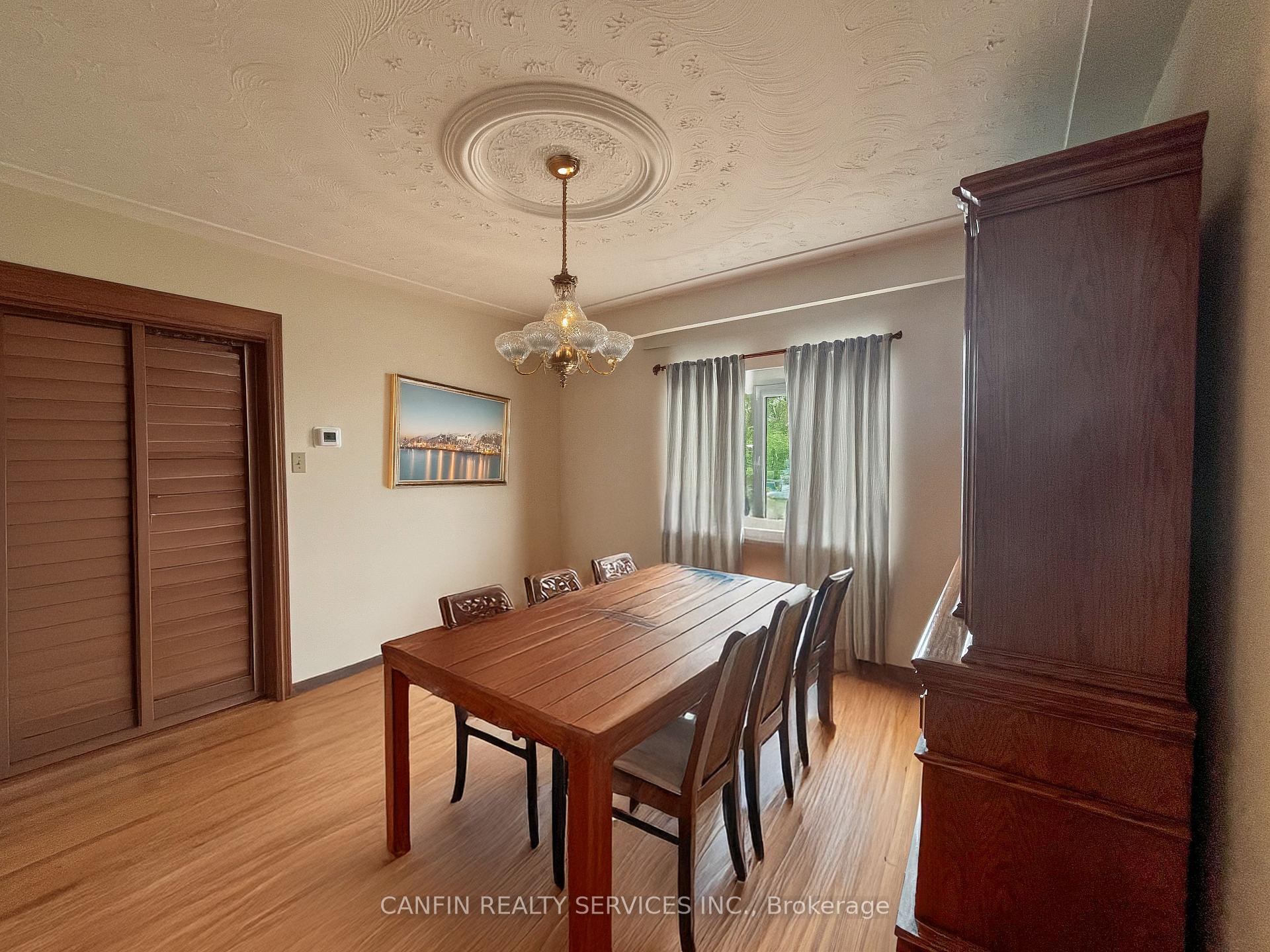 Photo 17 of 39 Corinthian Drive, Hamilton, Albion Falls — HOMEH
