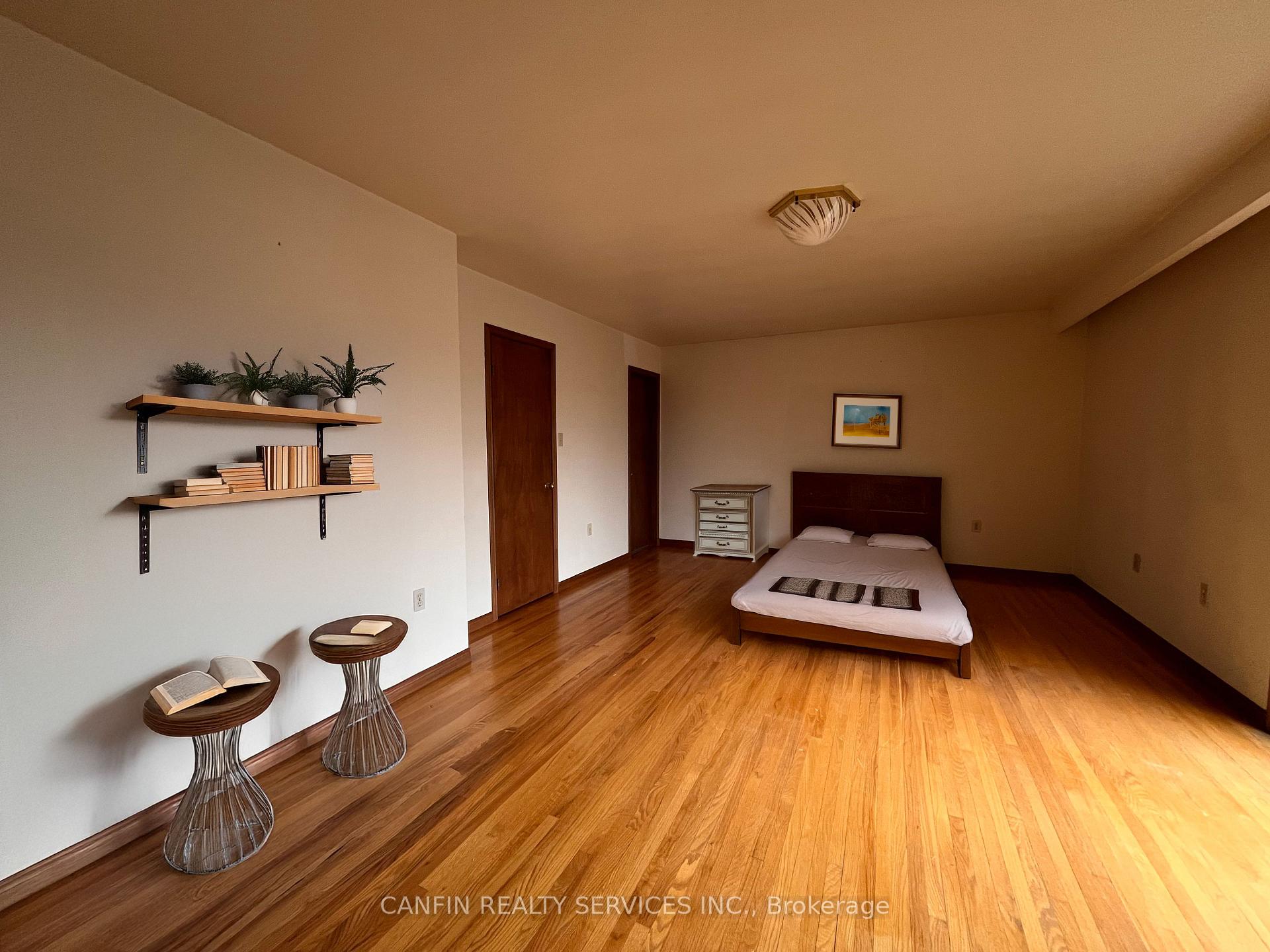 Photo 23 of 39 Corinthian Drive, Hamilton, Albion Falls — HOMEH