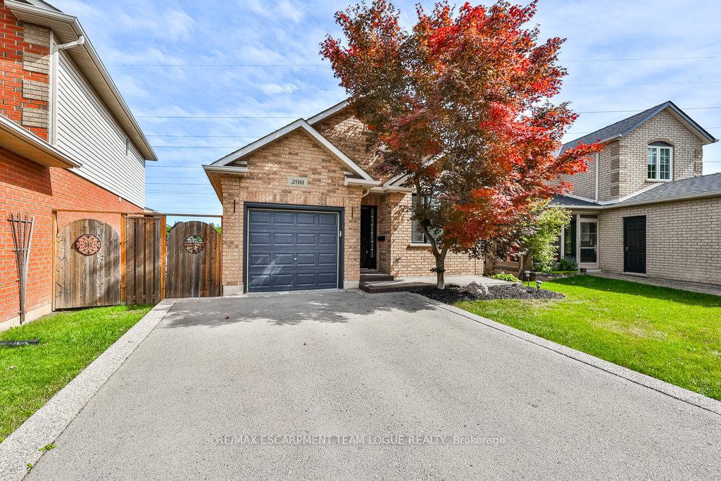 Photo 1 of 2911 Darien Road, Burlington, Rose — HOMEH