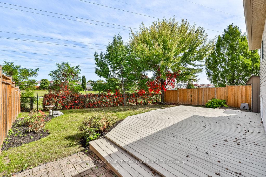 Photo 34 of 2911 Darien Road, Burlington, Rose — HOMEH