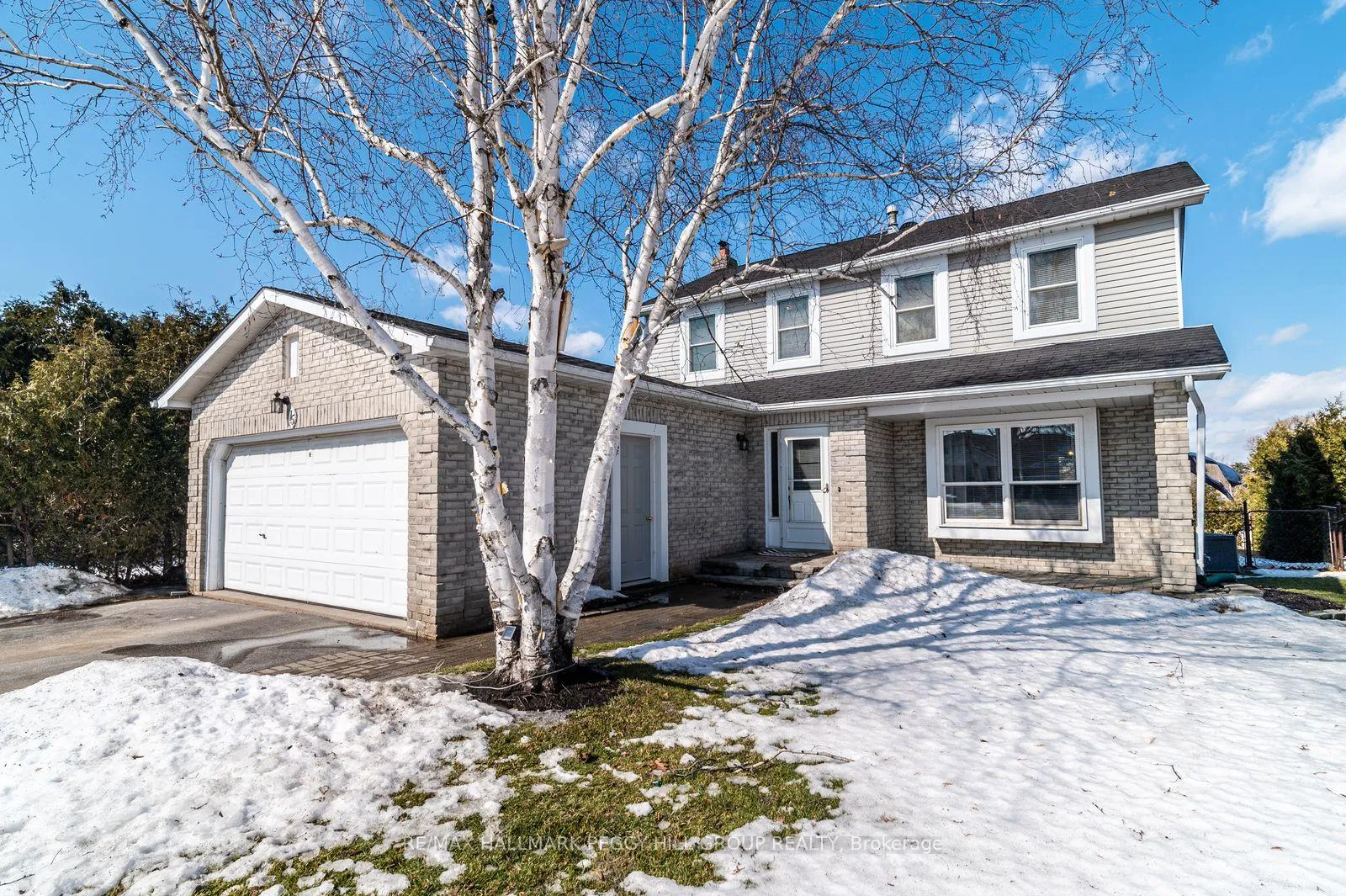 Photo 2 of 15 Herrell Avenue, Barrie, Painswick North — HOMEH