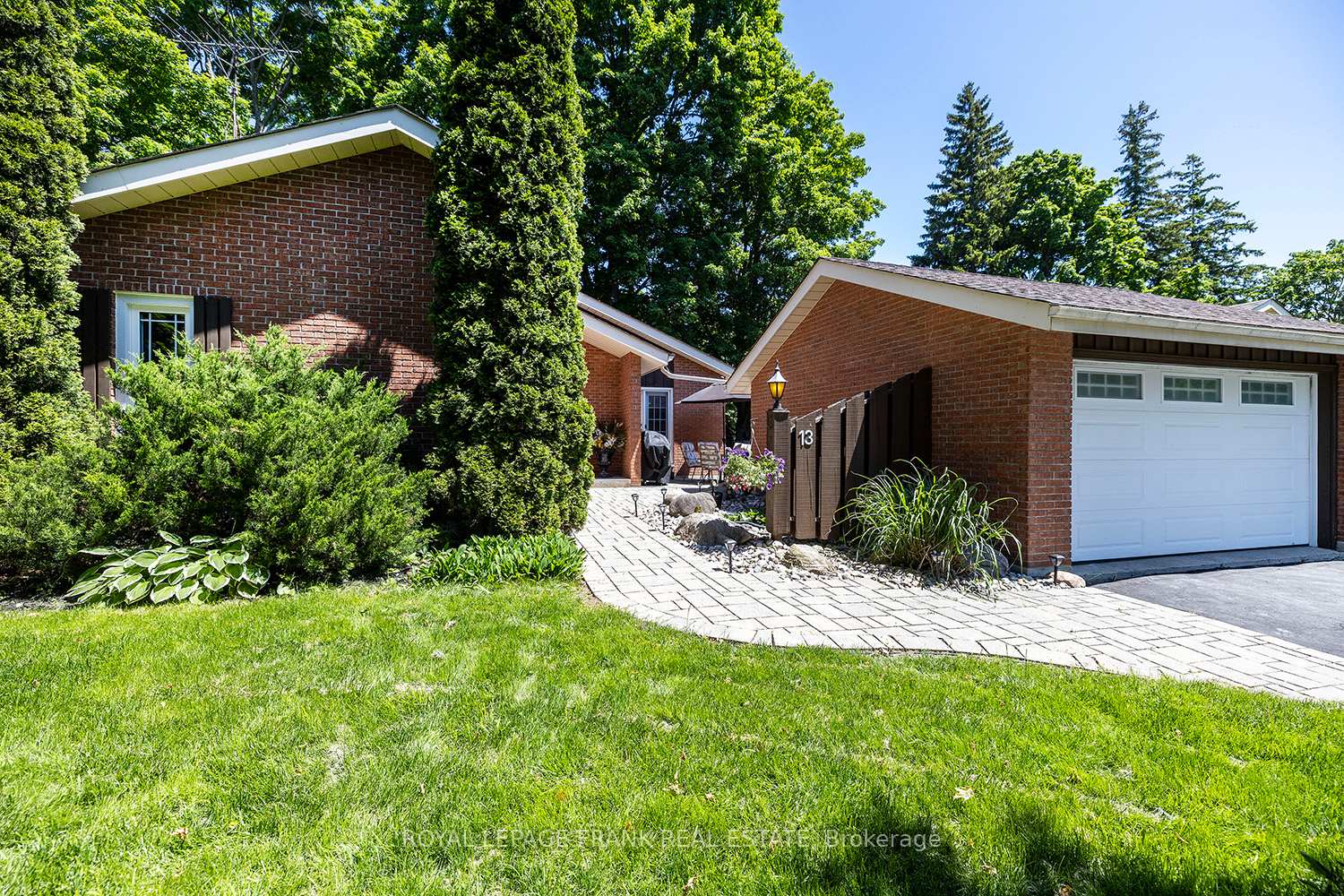 Photo 3 of 13 Country Lane, Brock, Cannington — HOMEH
