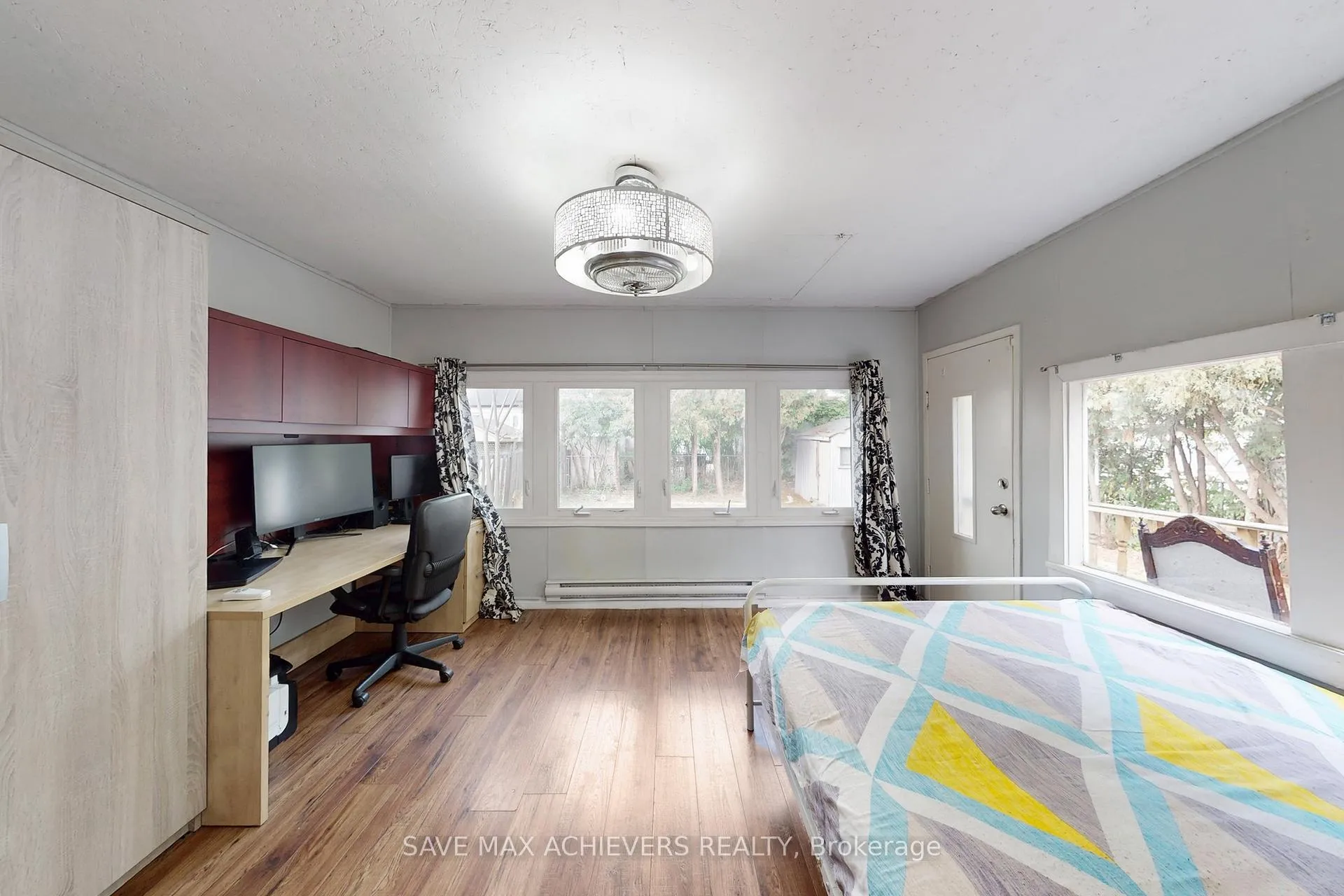 Photo 18 of 43 Normanhurst Avenue, Hamilton, Normanhurst — HOMEH