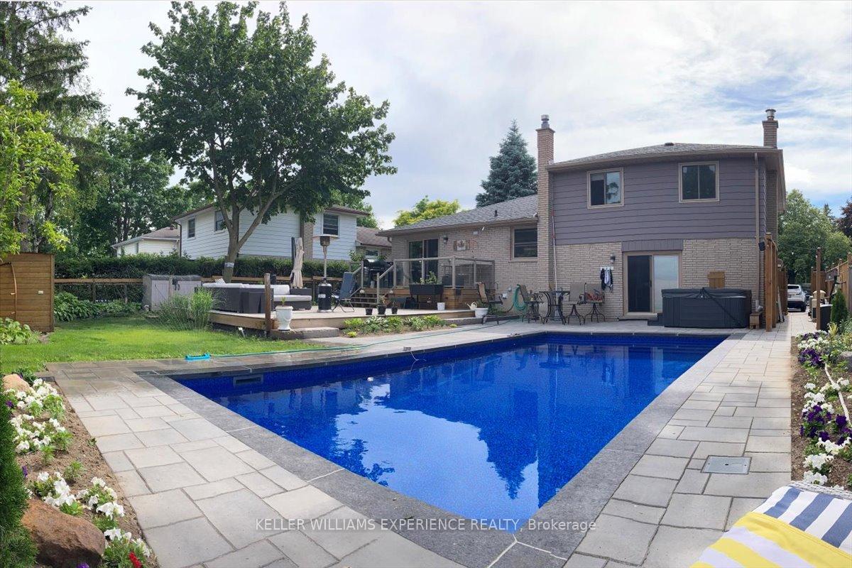 Photo 1 of 37 Peacock Lane, Barrie, Allandale Heights — HOMEH