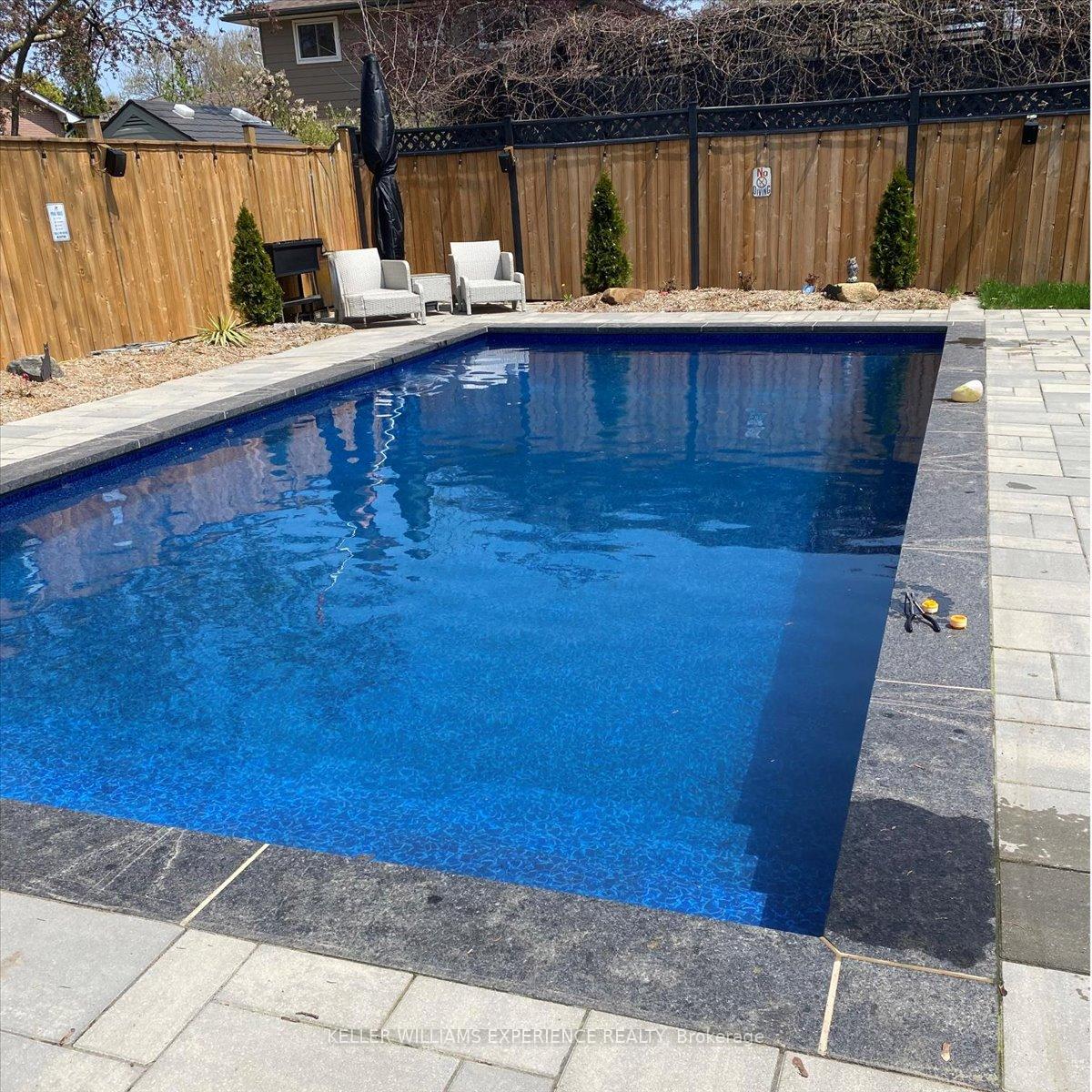 Photo 19 of 37 Peacock Lane, Barrie, Allandale Heights — HOMEH