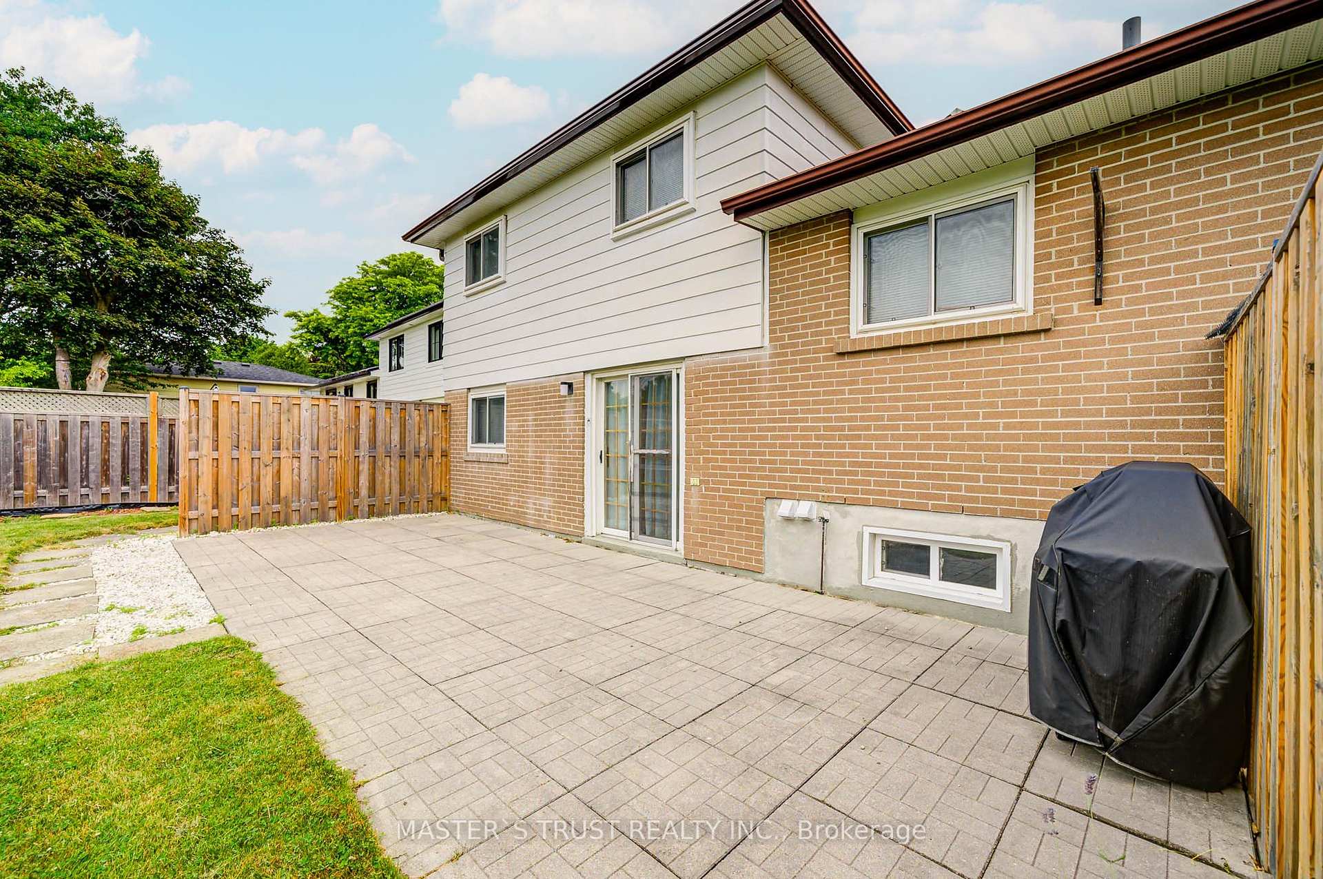 Photo 44 of 55 Hill Drive, Aurora, Hills of St Andrew — HOMEH