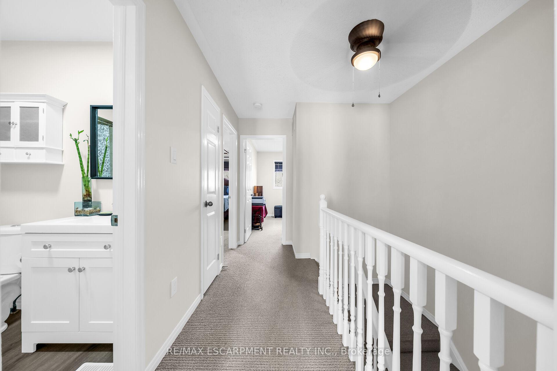 Photo 18 of 5115 Silvercreek Drive, Burlington, Uptown — HOMEH