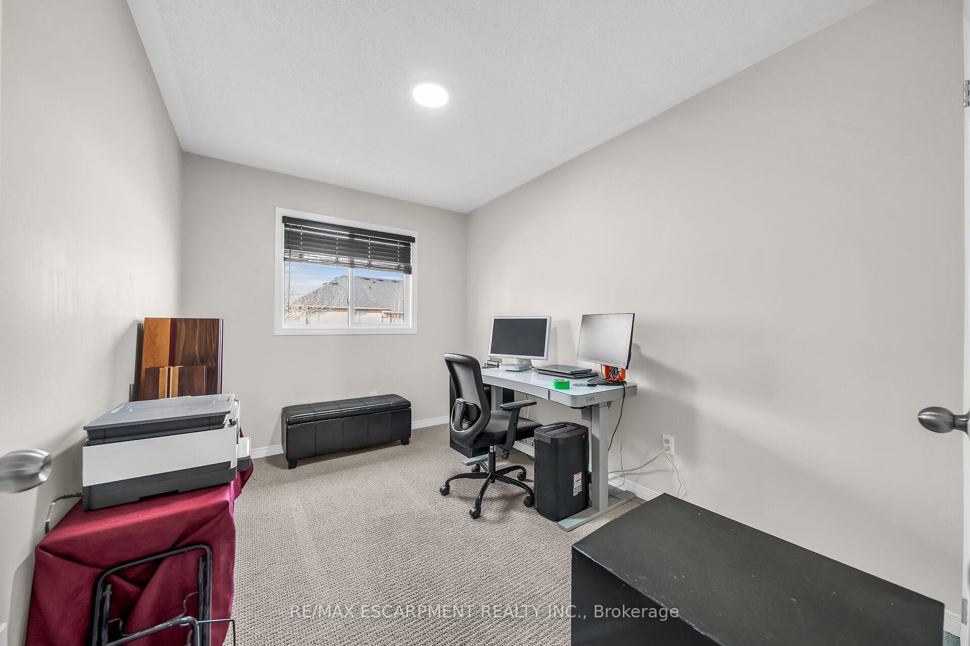 Photo 21 of 5115 Silvercreek Drive, Burlington, Uptown — HOMEH