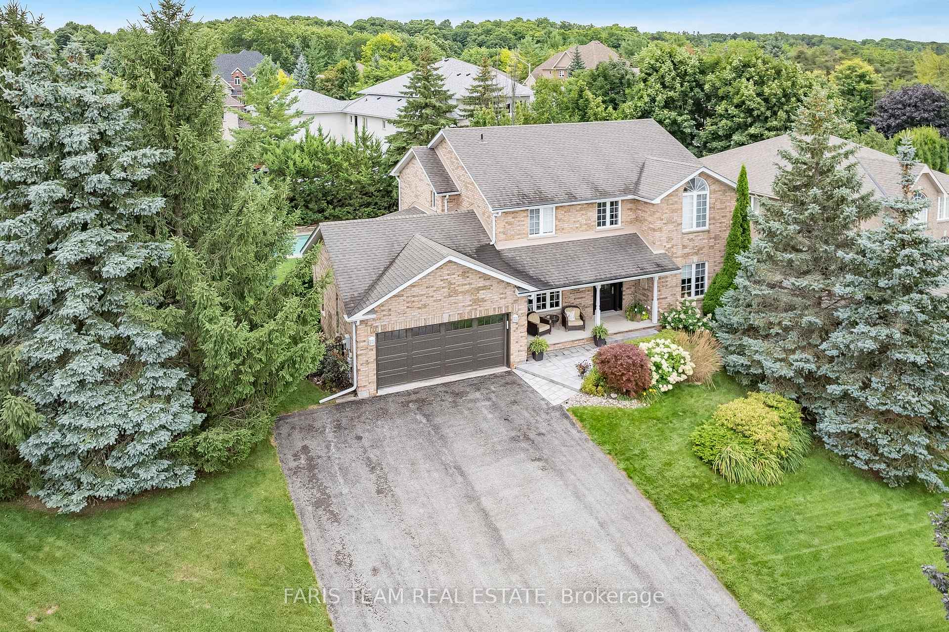 Photo 3 of 15 Fawn Crescent, Barrie, Ardagh — HOMEH