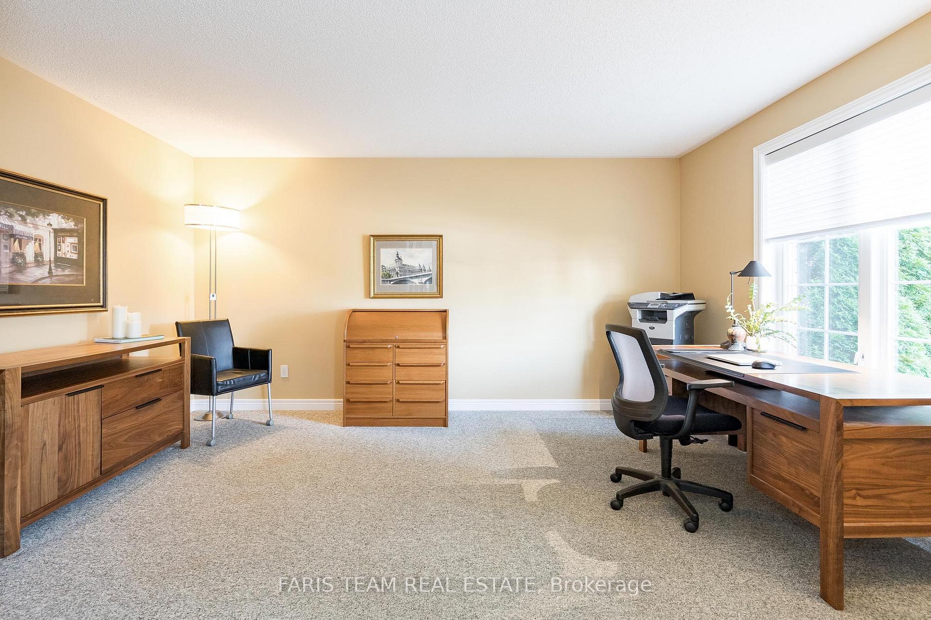 Photo 12 of 15 Fawn Crescent, Barrie, Ardagh — HOMEH