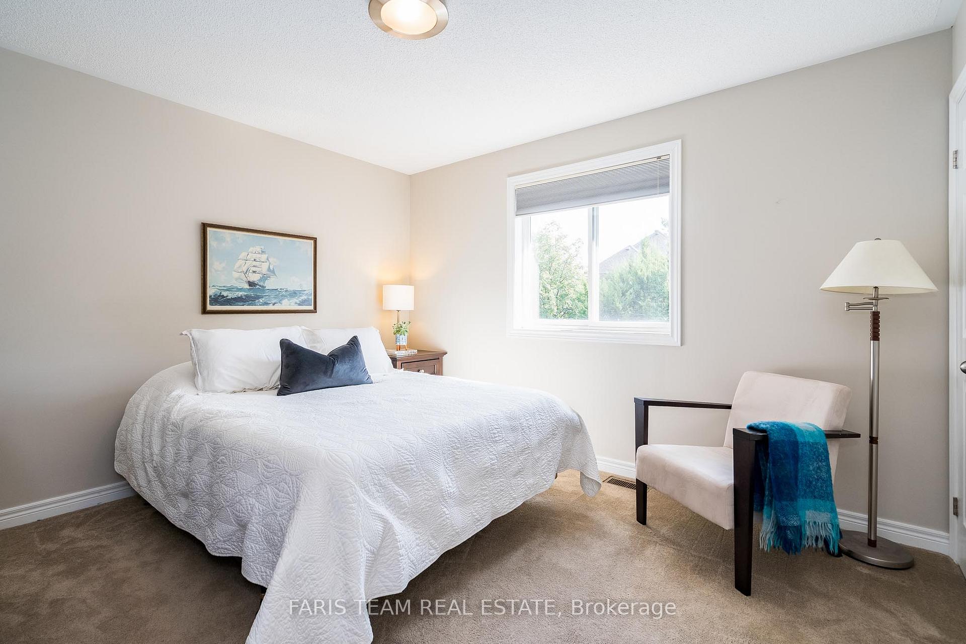 Photo 17 of 15 Fawn Crescent, Barrie, Ardagh — HOMEH
