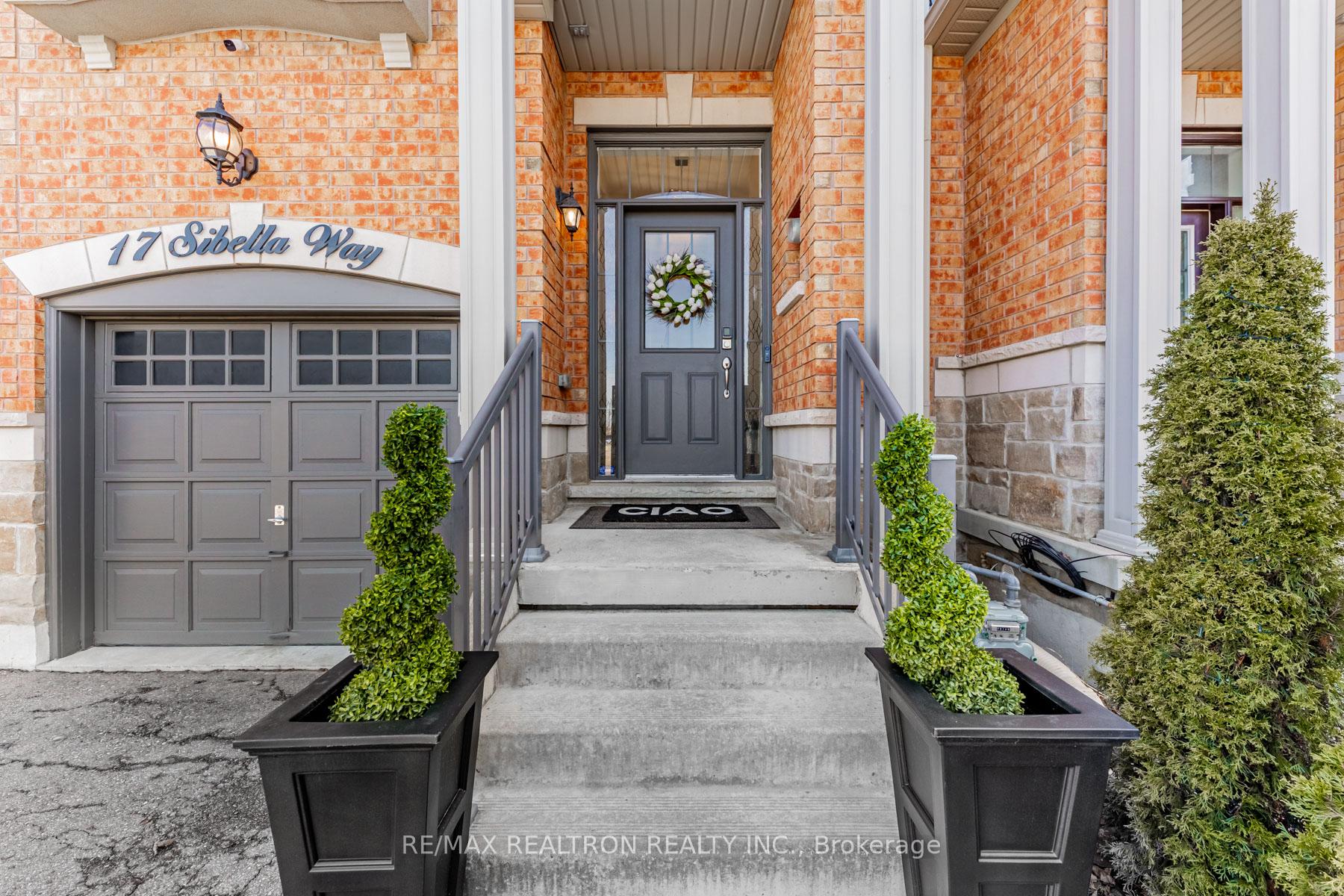 Photo 3 of 17 Sibella Way, Vaughan, Vellore Village — HOMEH