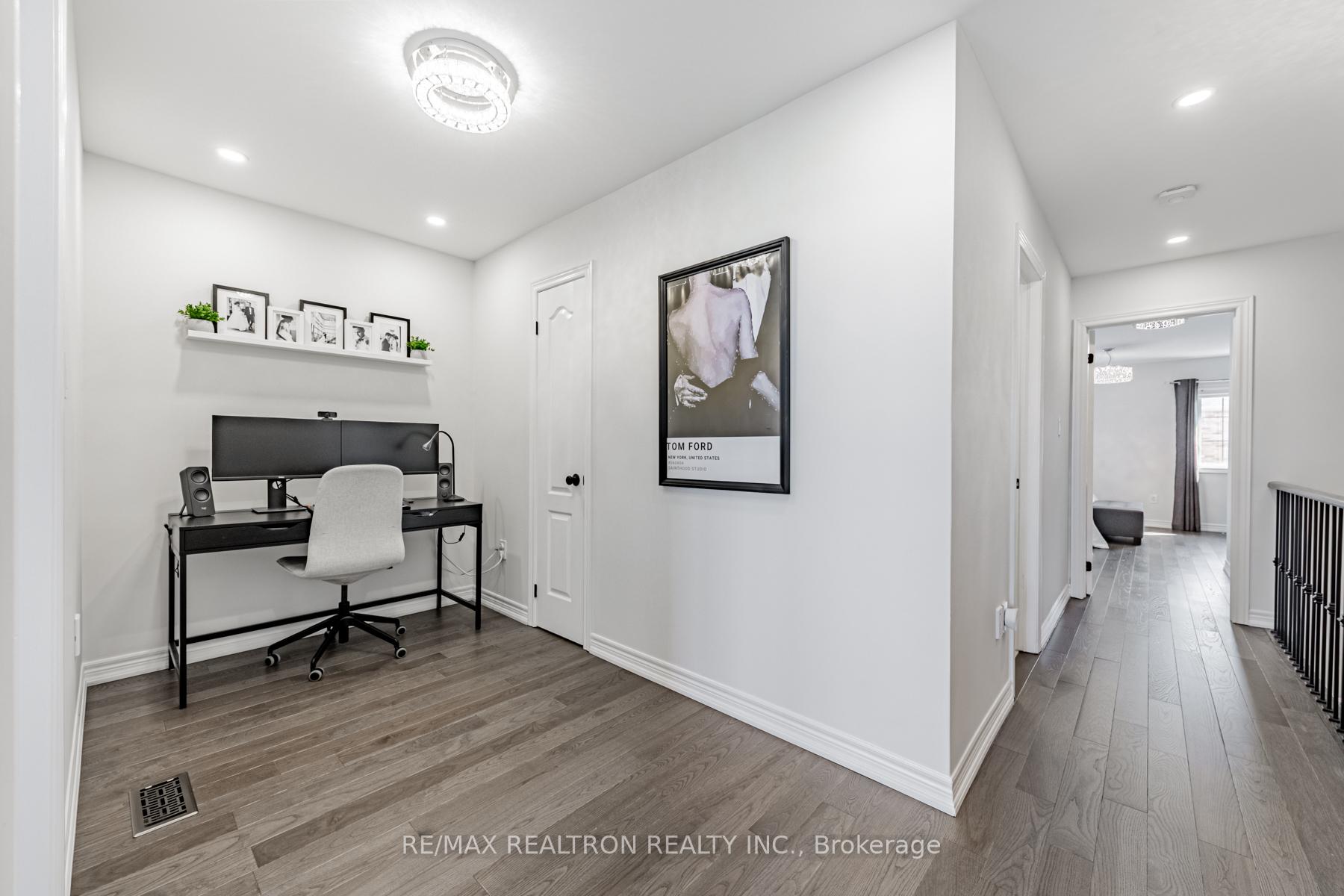 Photo 17 of 17 Sibella Way, Vaughan, Vellore Village — HOMEH
