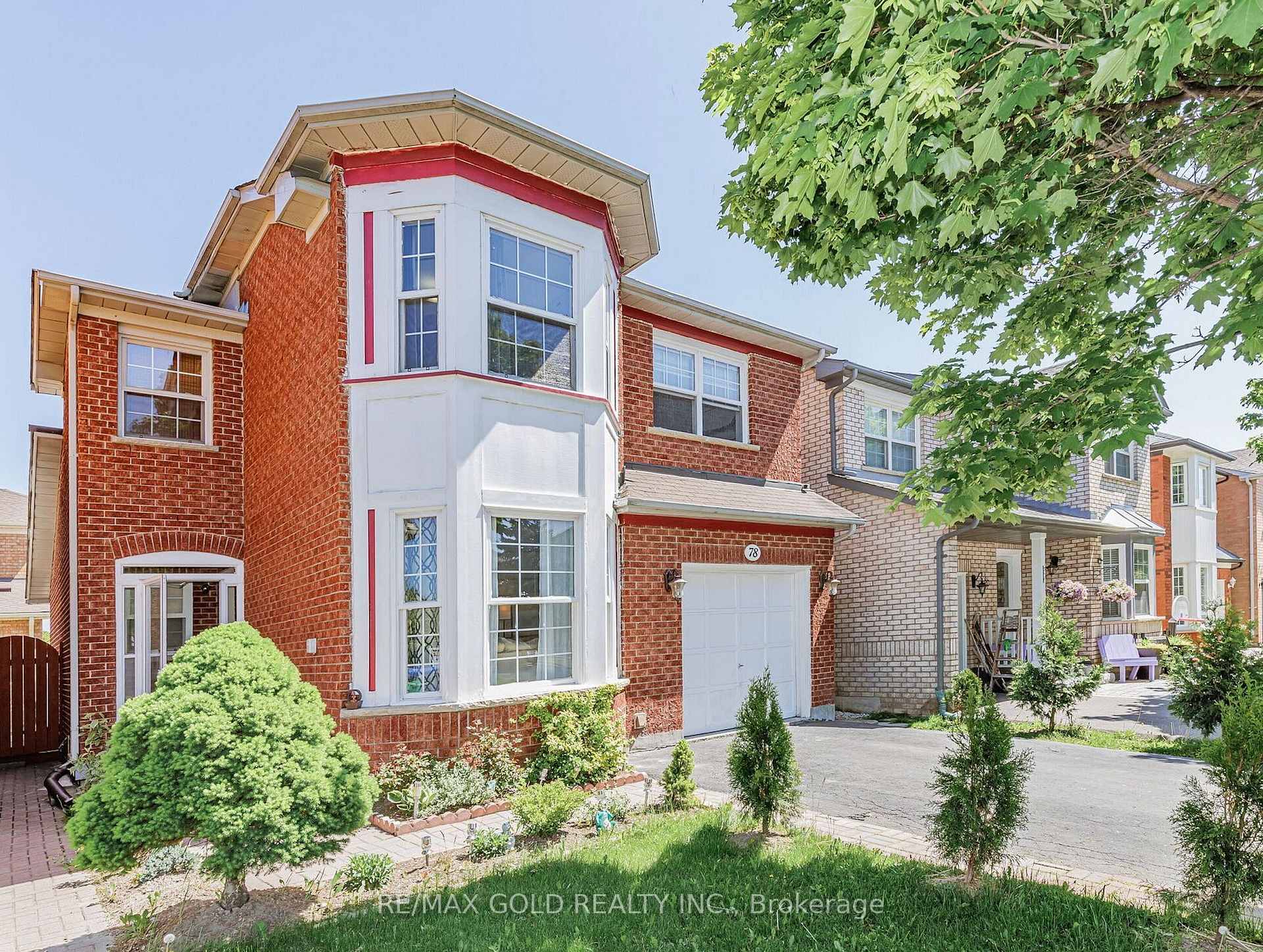 Front of 78 Shady Pine Circle