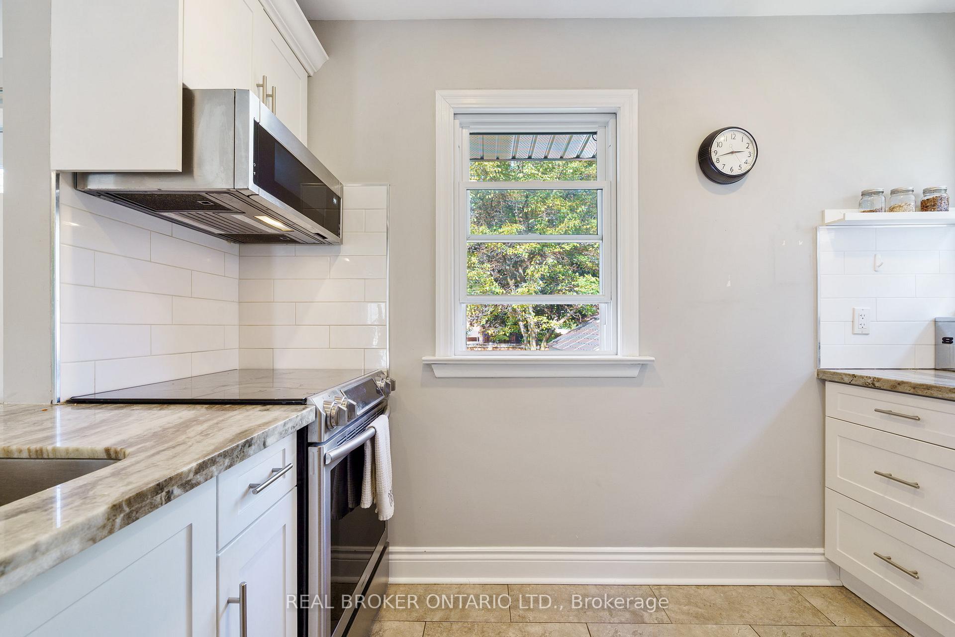 Photo 13 of 109 Organ Crescent, Hamilton, Huntington — HOMEH