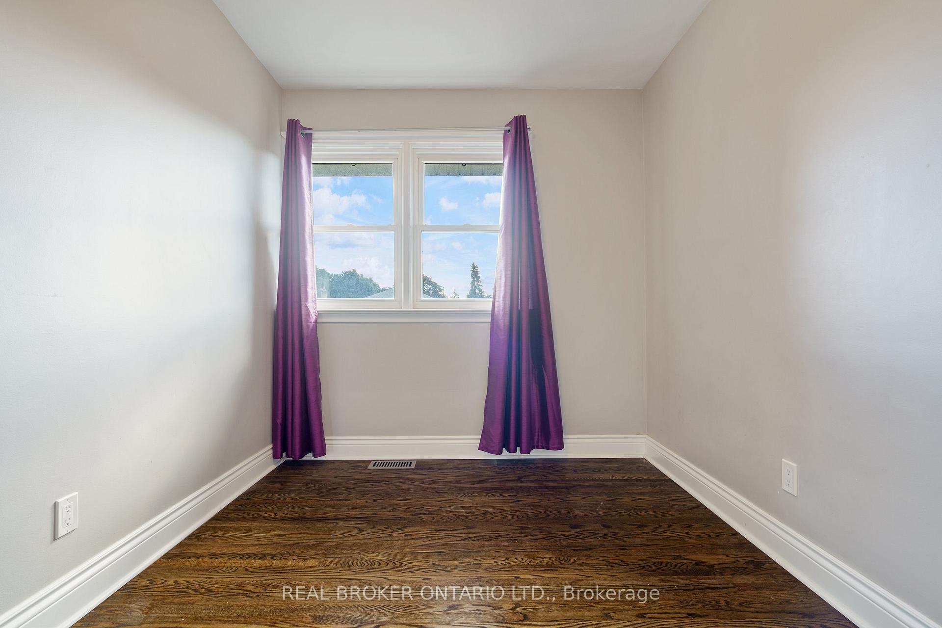 Photo 22 of 109 Organ Crescent, Hamilton, Huntington — HOMEH