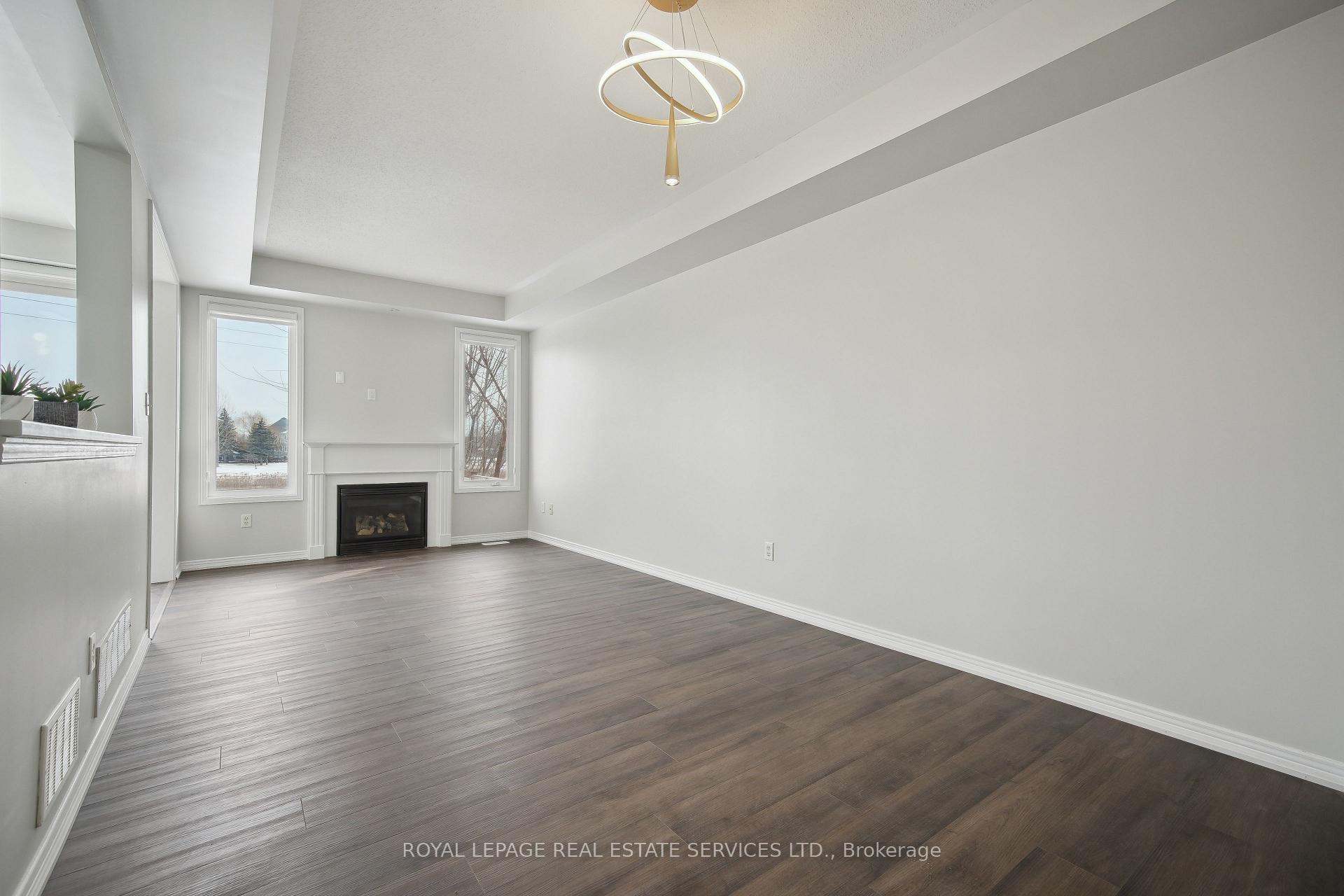 Photo 6 of 4144 Rawlins Common, Burlington, Rose — HOMEH
