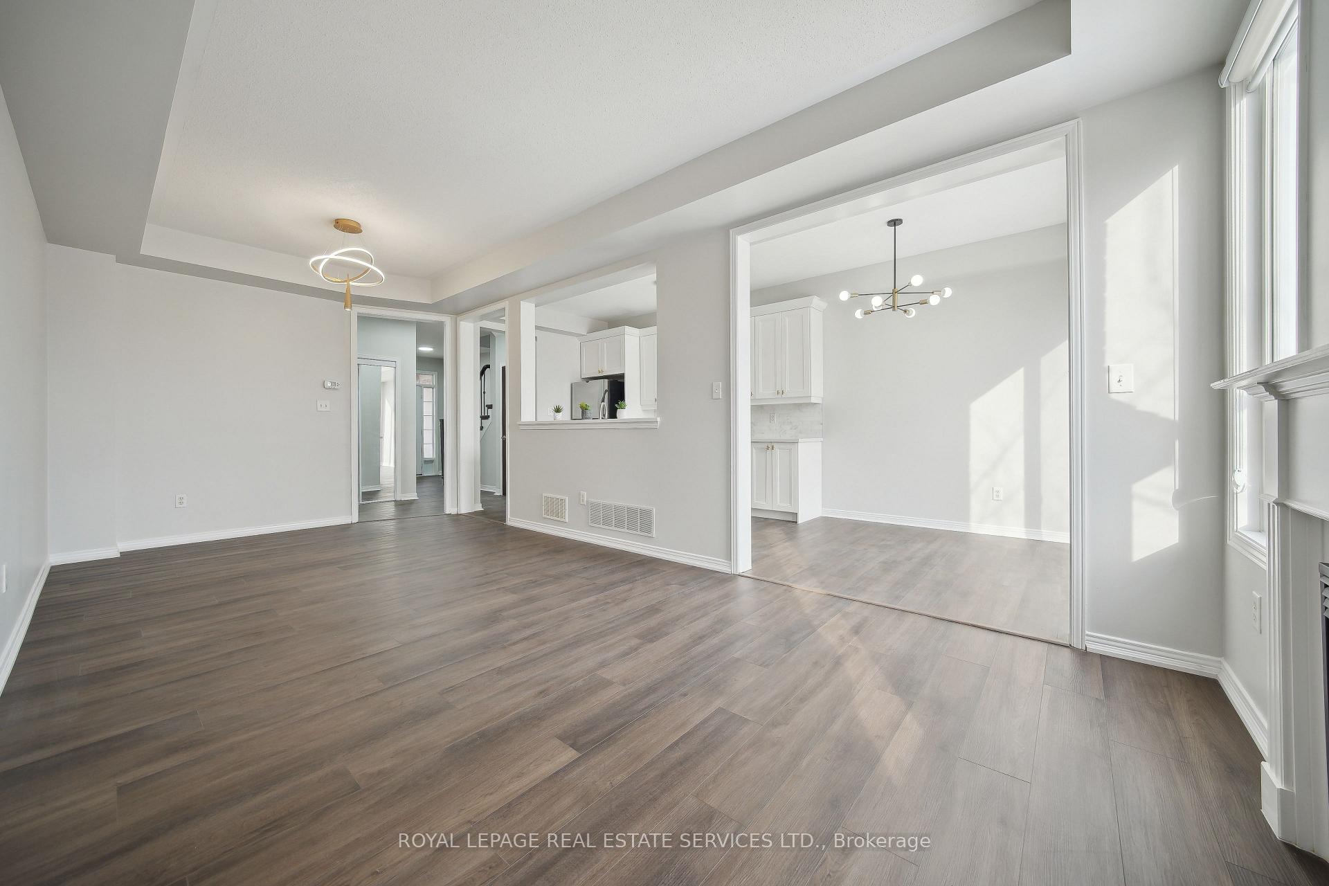 Photo 8 of 4144 Rawlins Common, Burlington, Rose — HOMEH