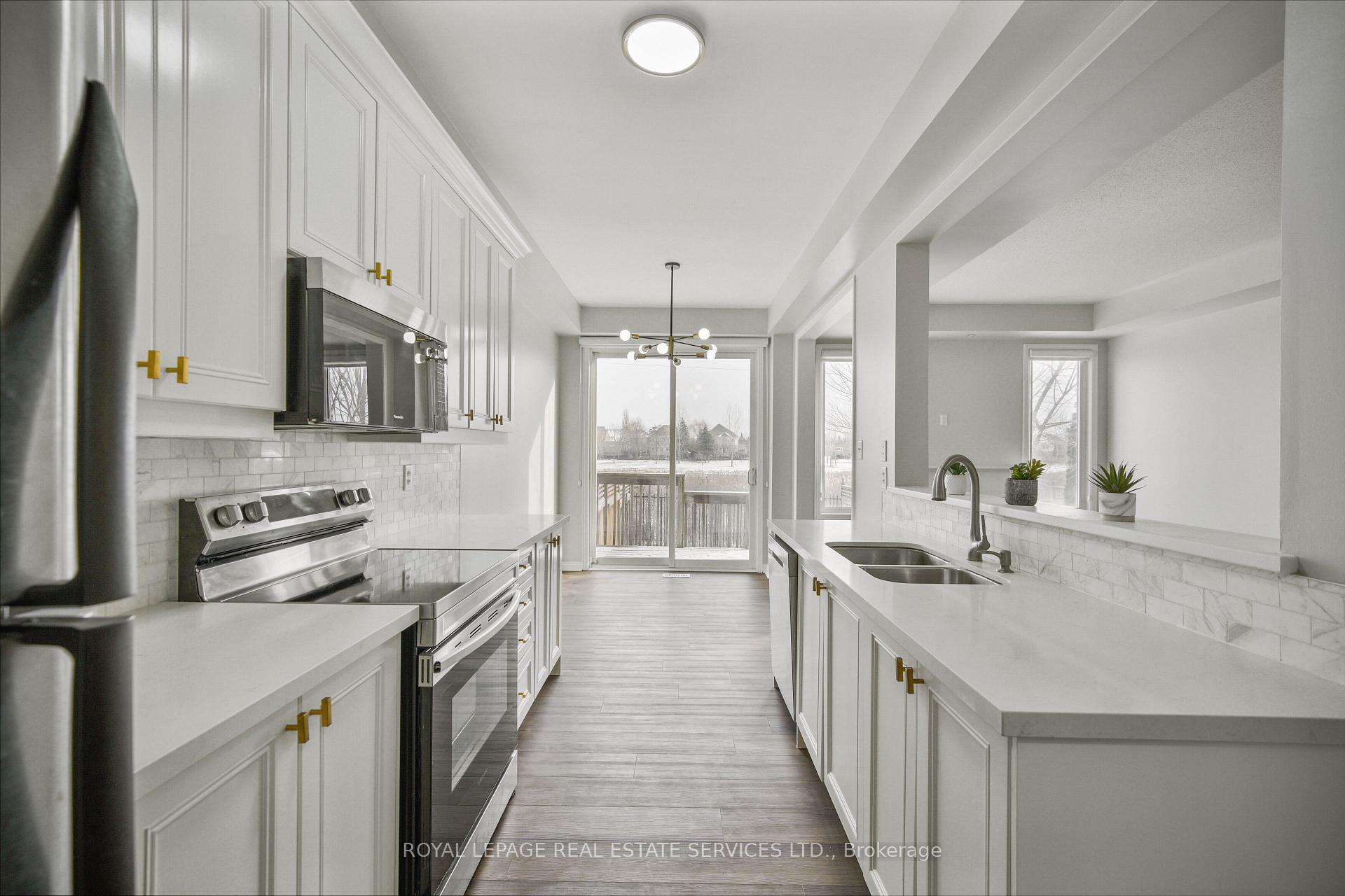 Photo 13 of 4144 Rawlins Common, Burlington, Rose — HOMEH