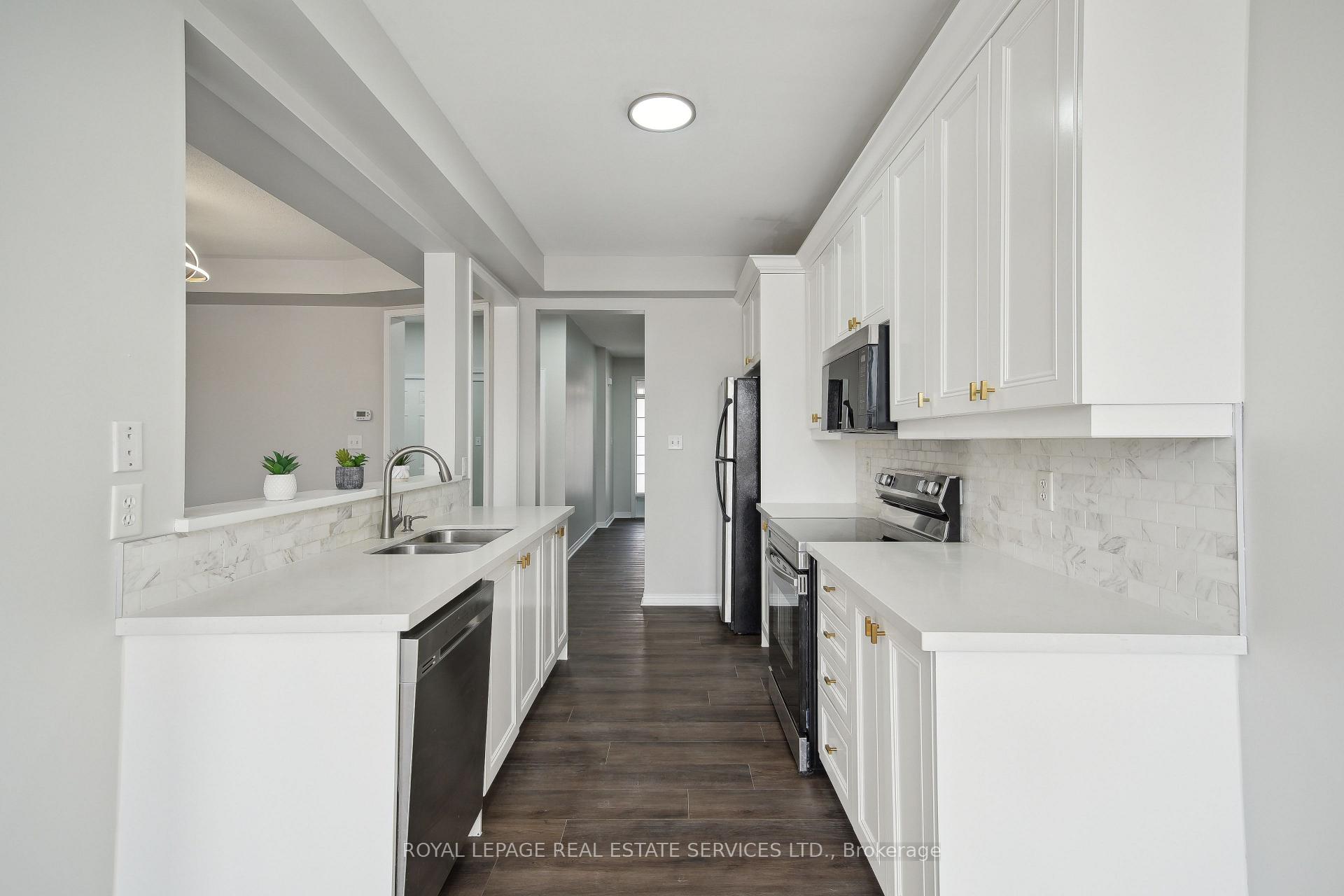 Photo 14 of 4144 Rawlins Common, Burlington, Rose — HOMEH
