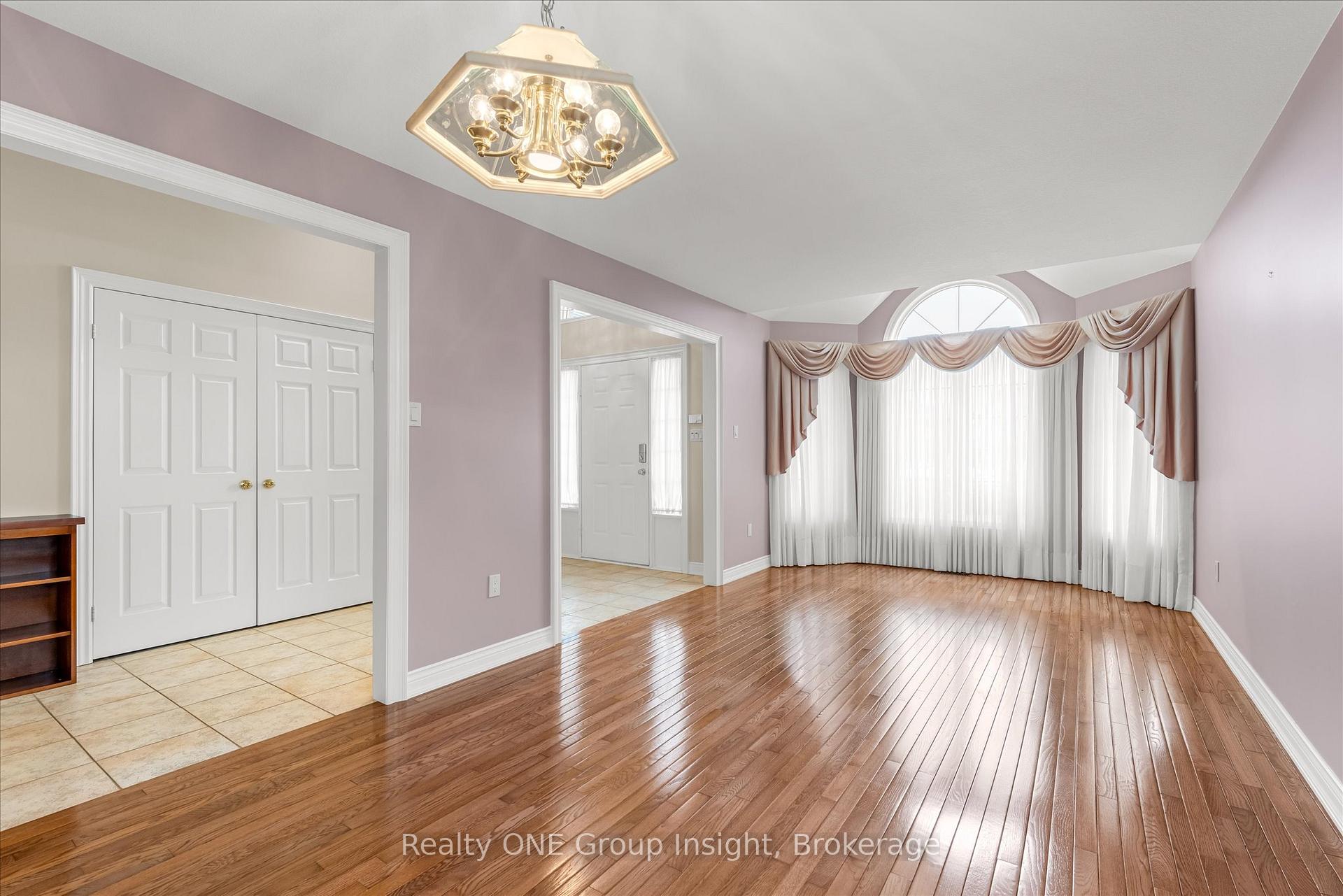 Photo 9 of 66 Chelmsford Place, Hamilton, Kentley — HOMEH