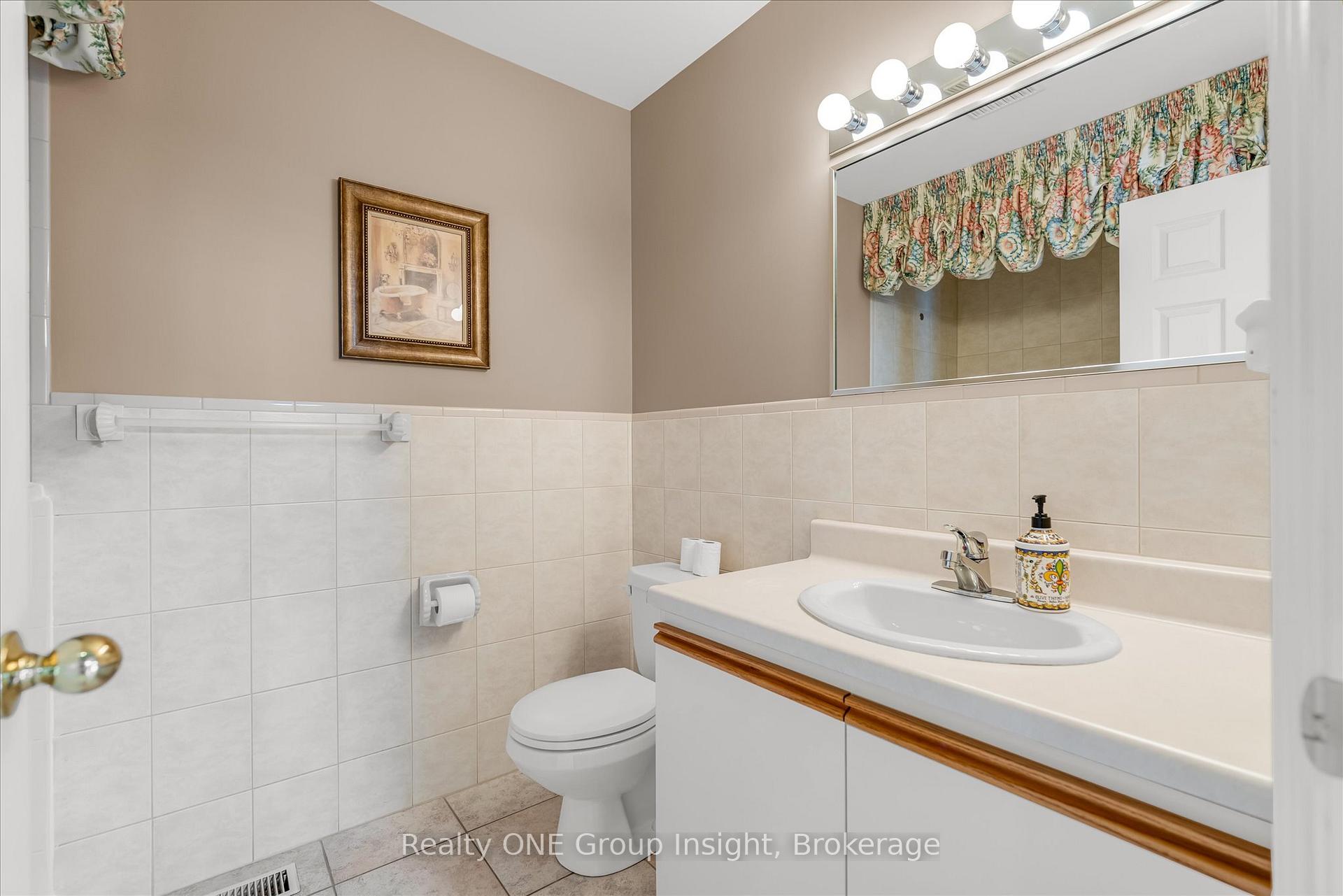 Photo 10 of 66 Chelmsford Place, Hamilton, Kentley — HOMEH