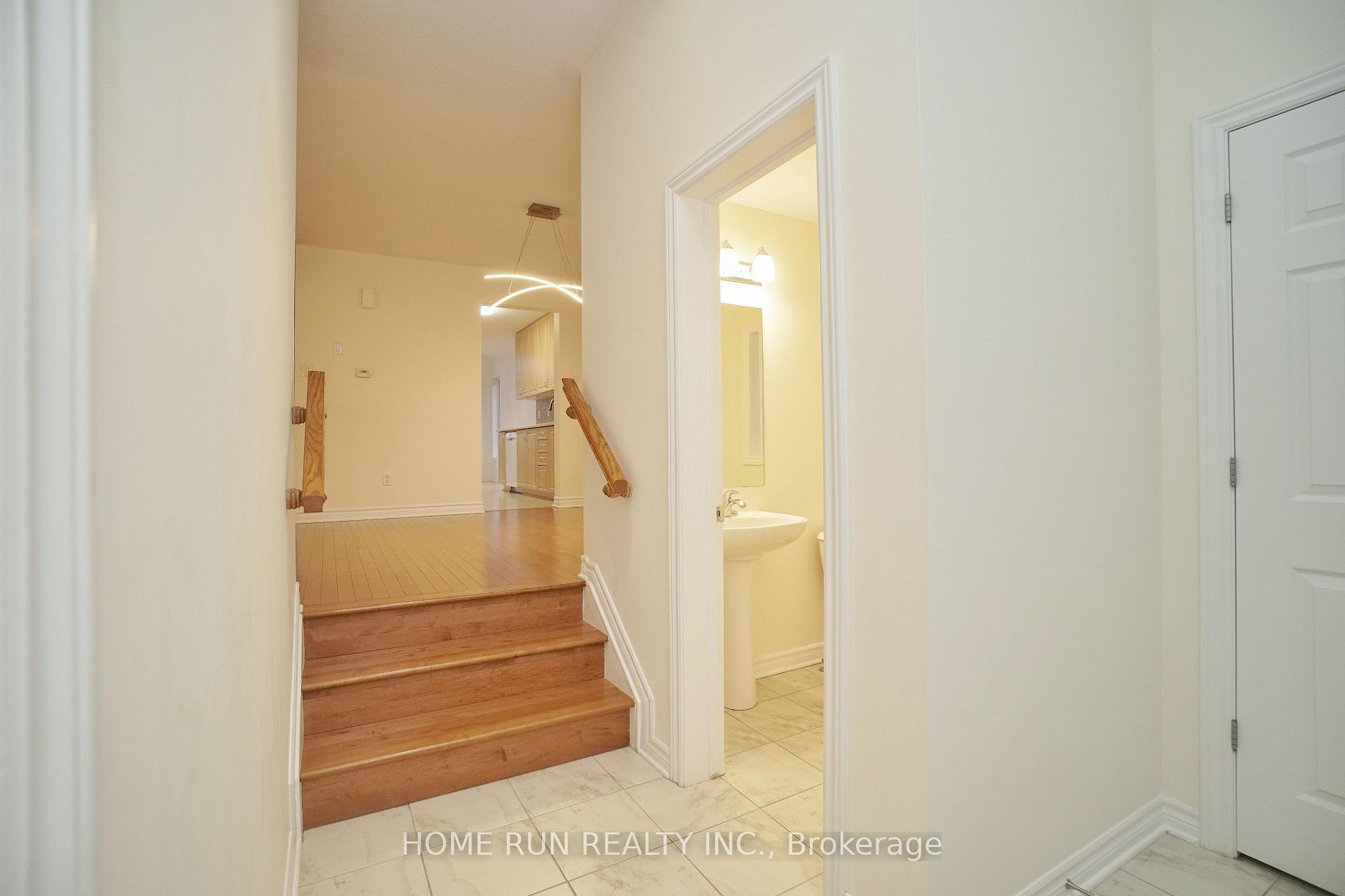 Photo 2 of 342 Tourmaline Crescent, Ottawa, Barrhaven - Strandherd — HOMEH