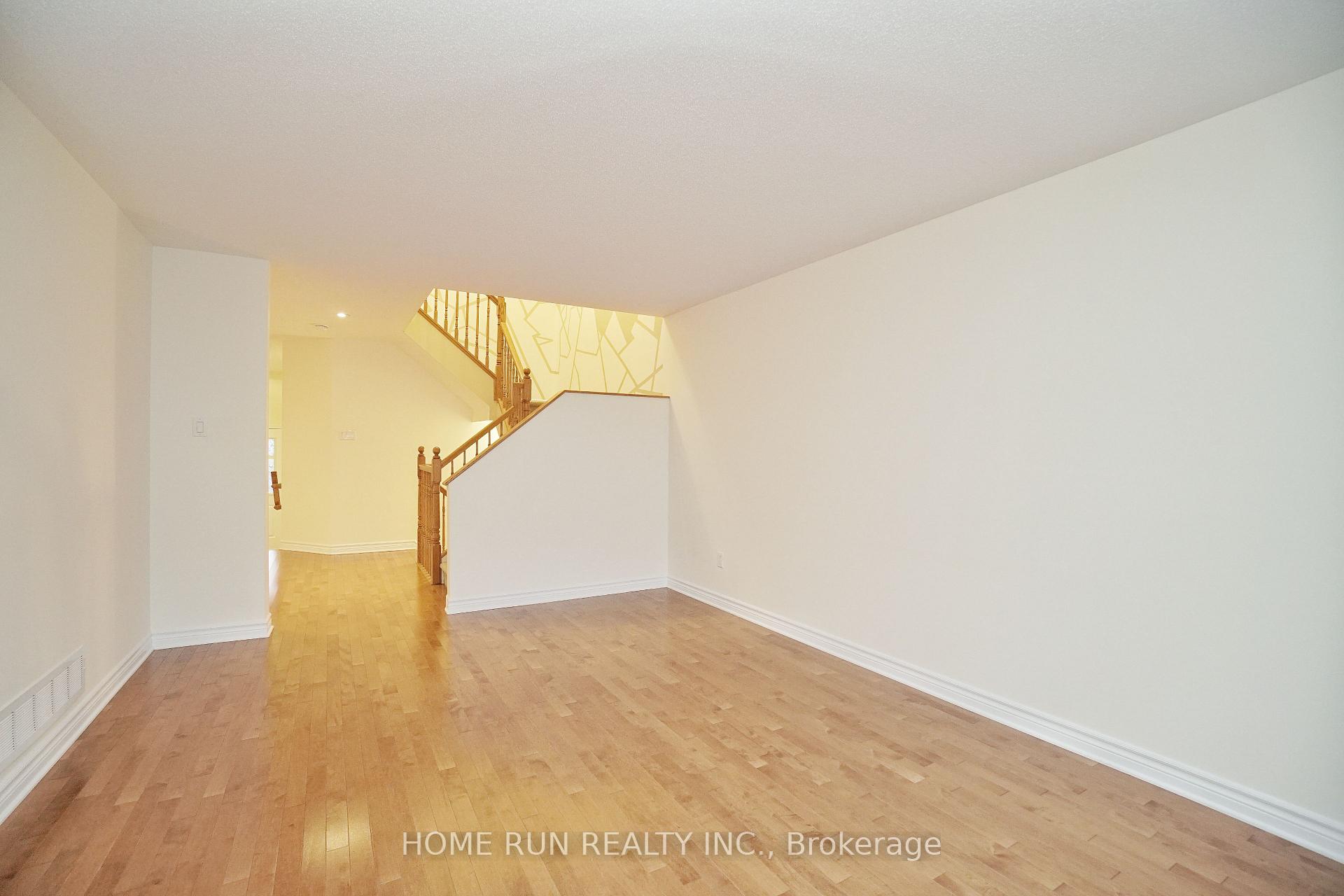 Photo 14 of 342 Tourmaline Crescent, Ottawa, Barrhaven - Strandherd — HOMEH