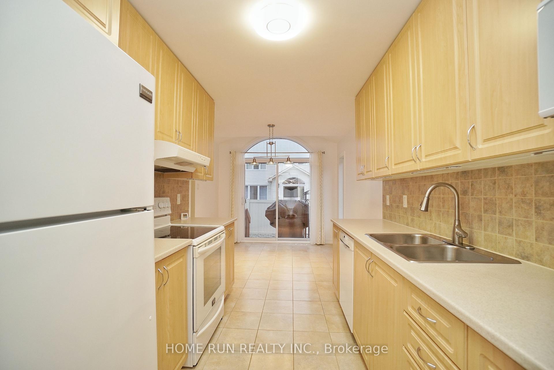 Photo 12 of 342 Tourmaline Crescent, Ottawa, Barrhaven - Strandherd — HOMEH