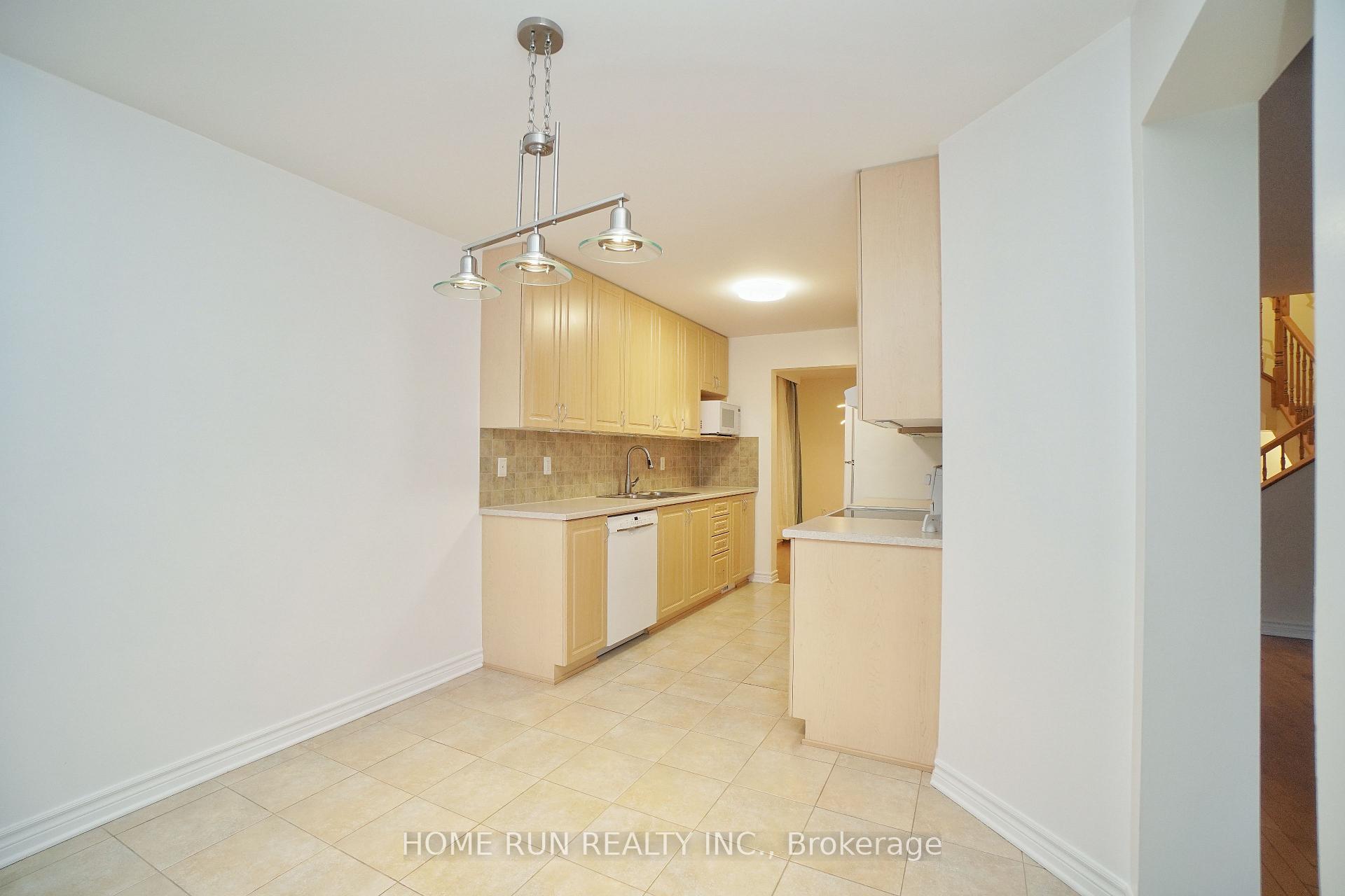 Photo 10 of 342 Tourmaline Crescent, Ottawa, Barrhaven - Strandherd — HOMEH