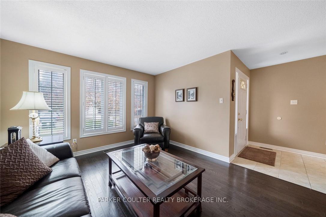 Photo 7 of 56 Bishop Drive, Barrie, Ardagh — HOMEH